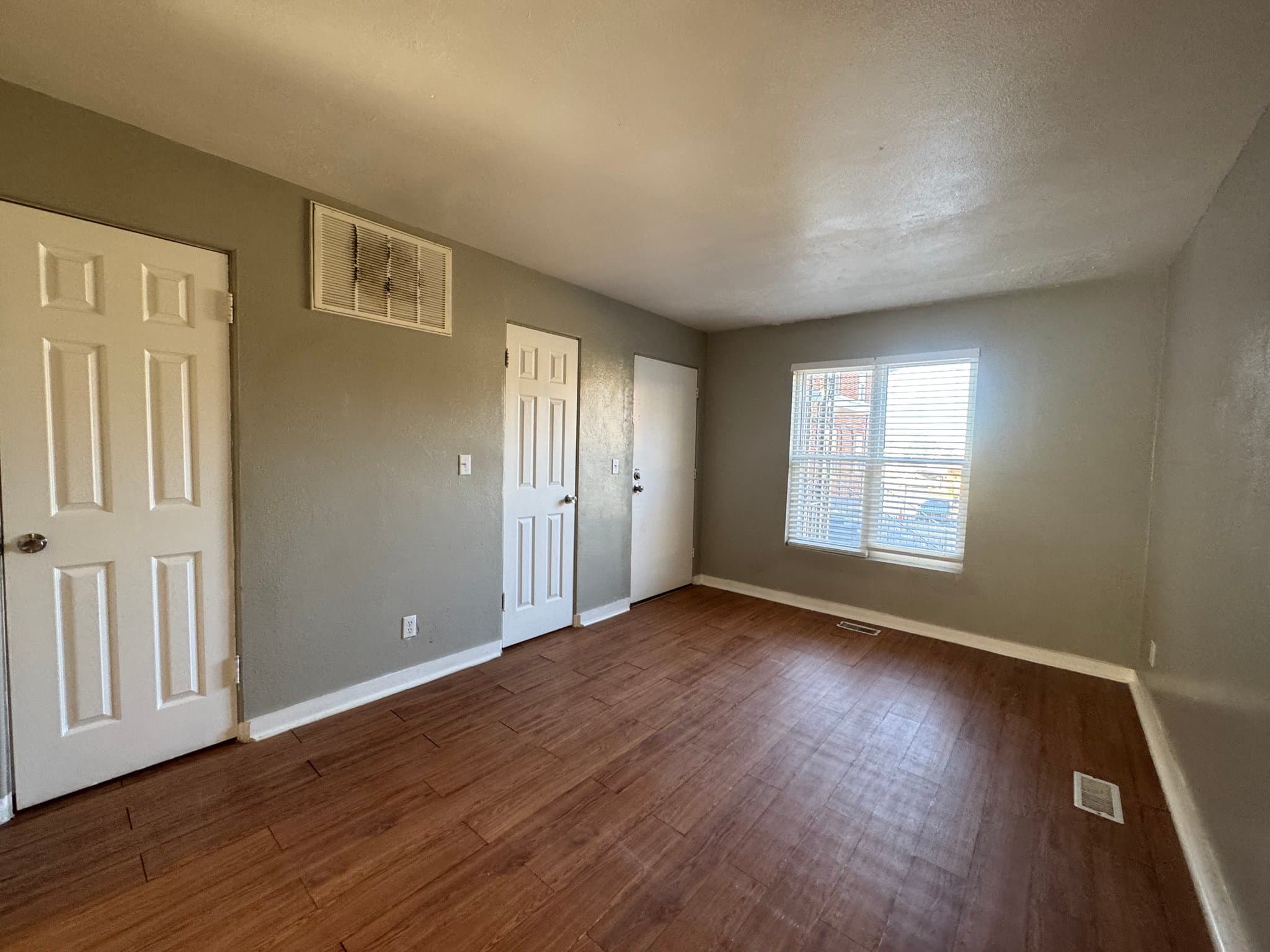 Oklahoma City Apartment: 2030 NW 25th St