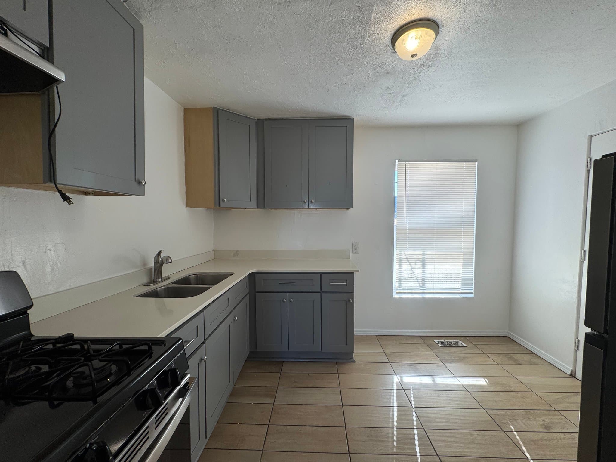 Oklahoma City Apartment: 2030 NW 25th St