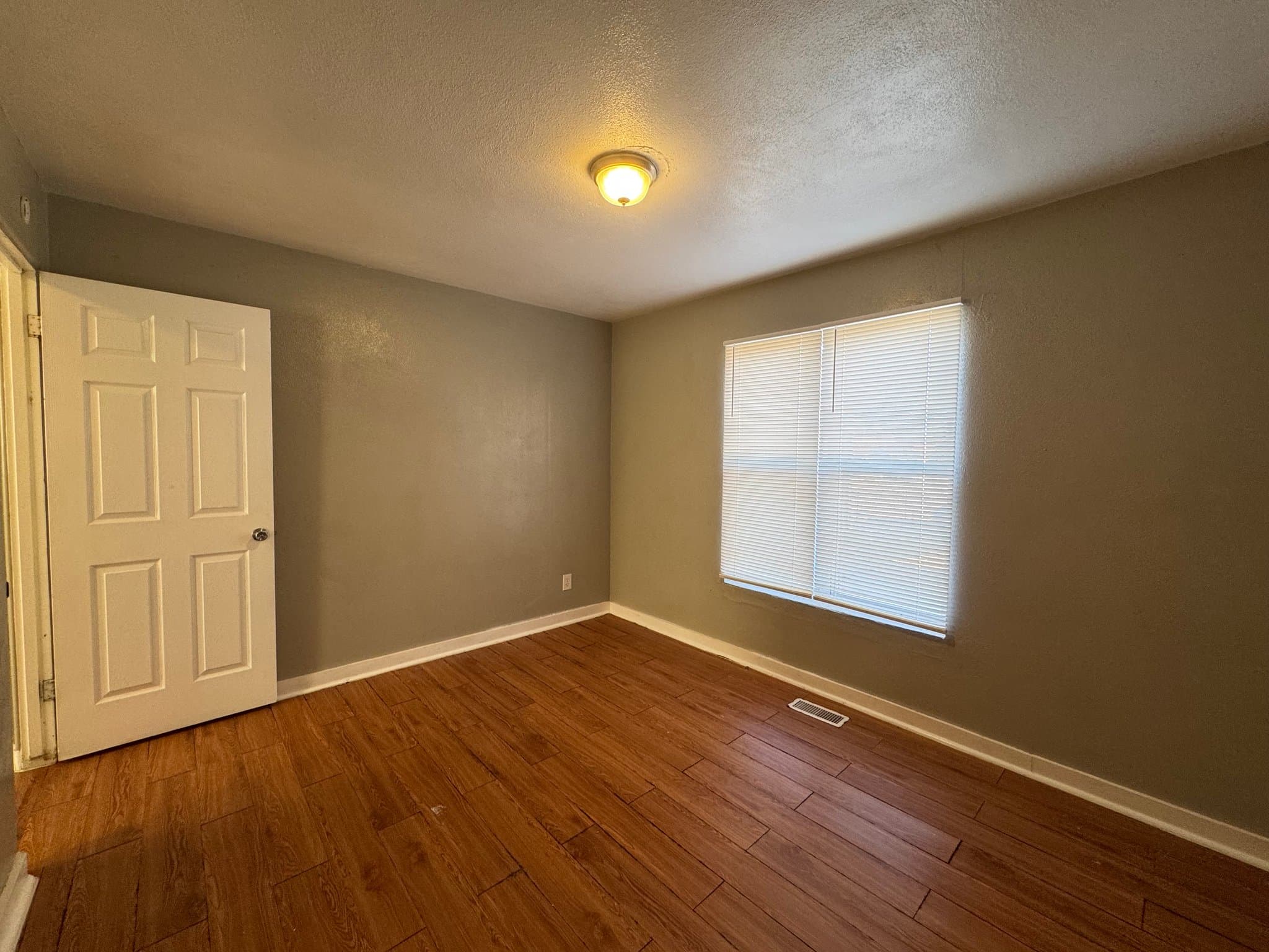 Oklahoma City Apartment: 2030 NW 25th St