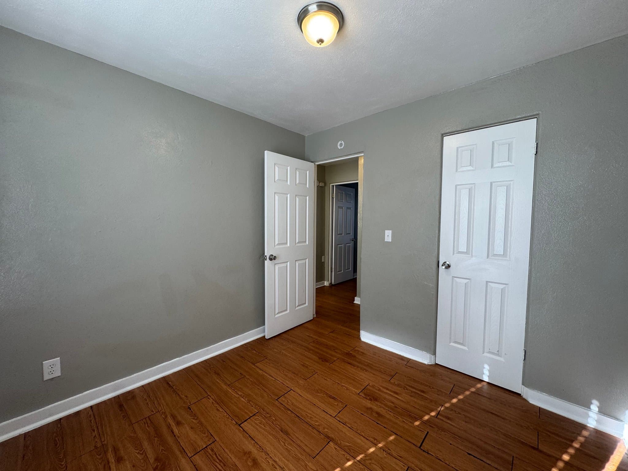 Oklahoma City Apartment: 2030 NW 25th St