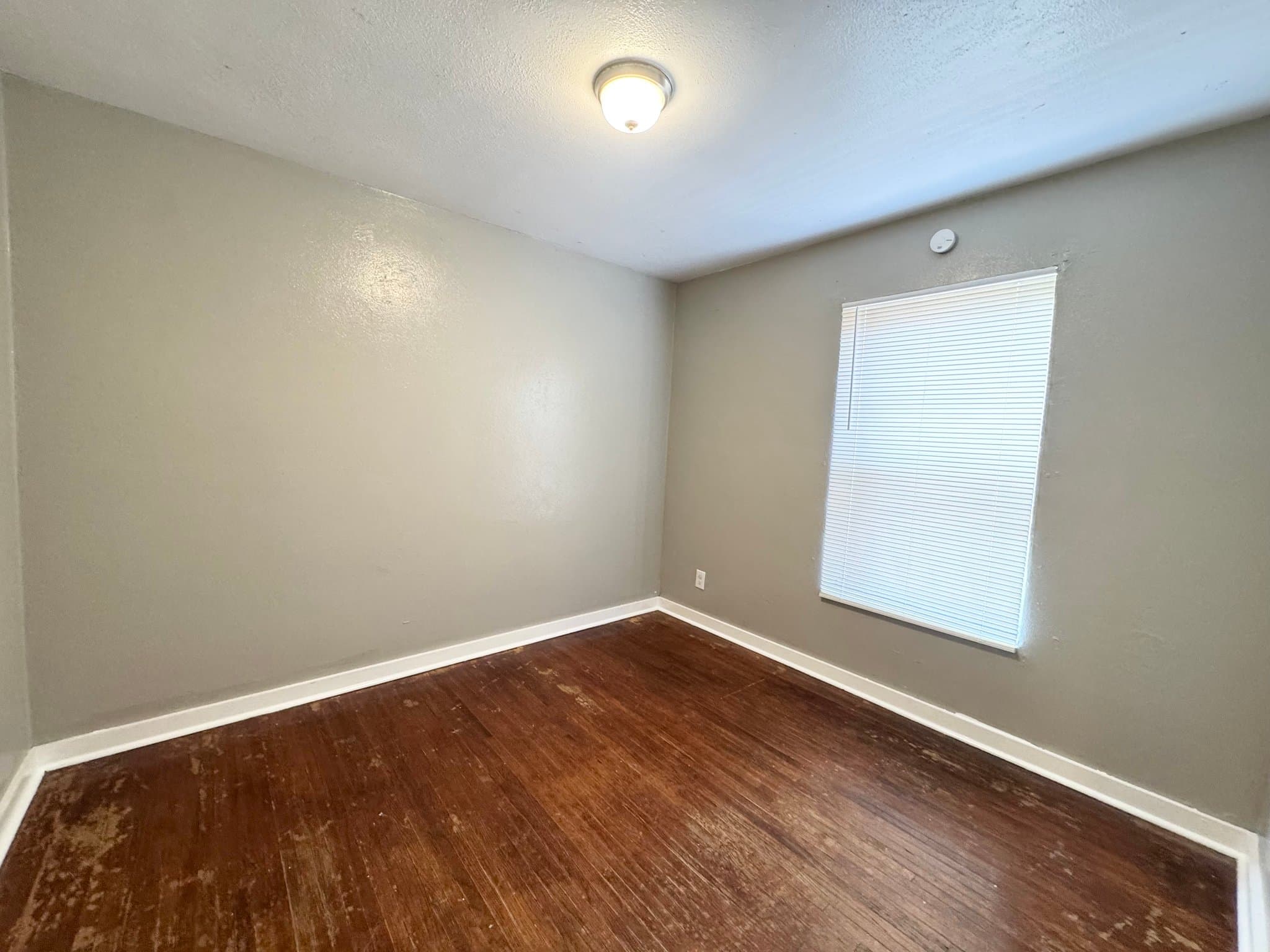 Oklahoma City Apartment: 2030 NW 25th St