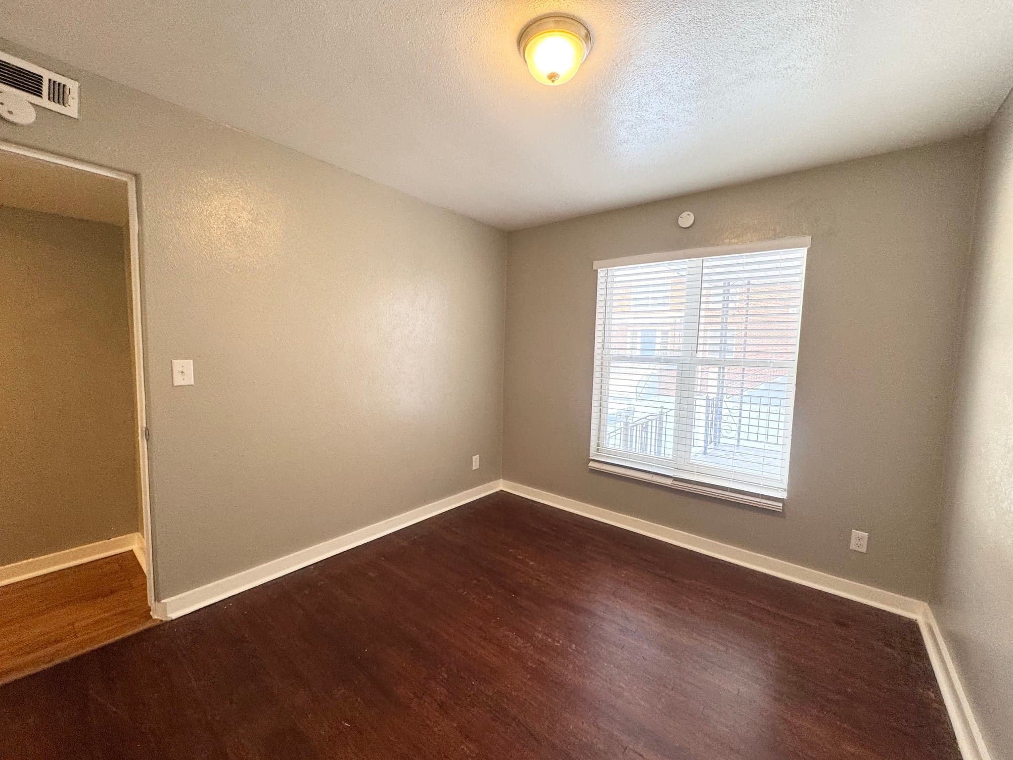 Oklahoma City Apartment: 2030 NW 25th St
