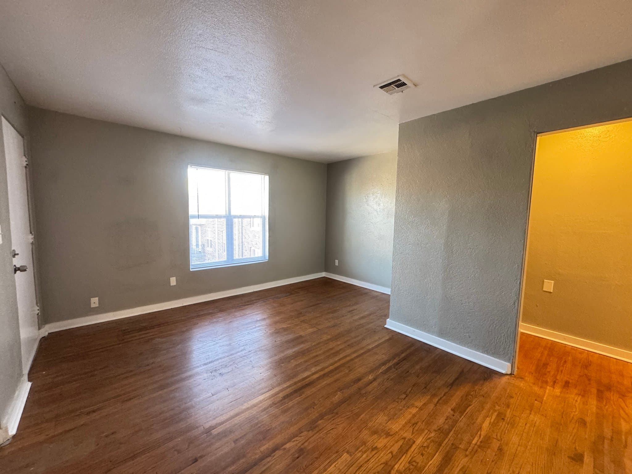 Oklahoma City Apartment: 2030 NW 25th St
