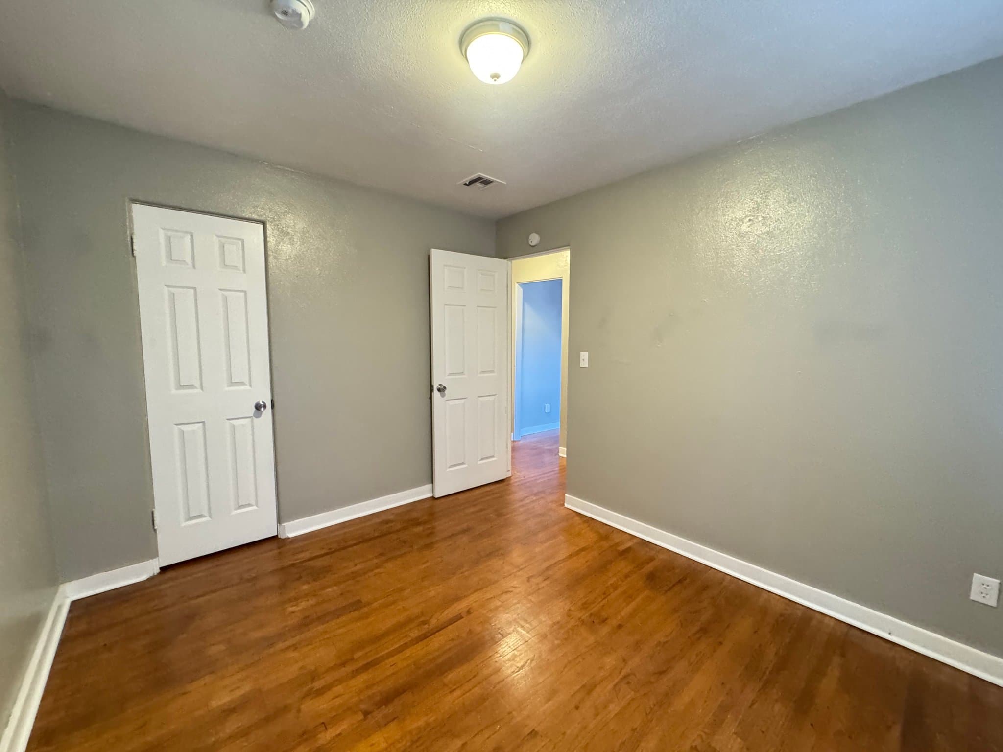 Oklahoma City Apartment: 2030 NW 25th St