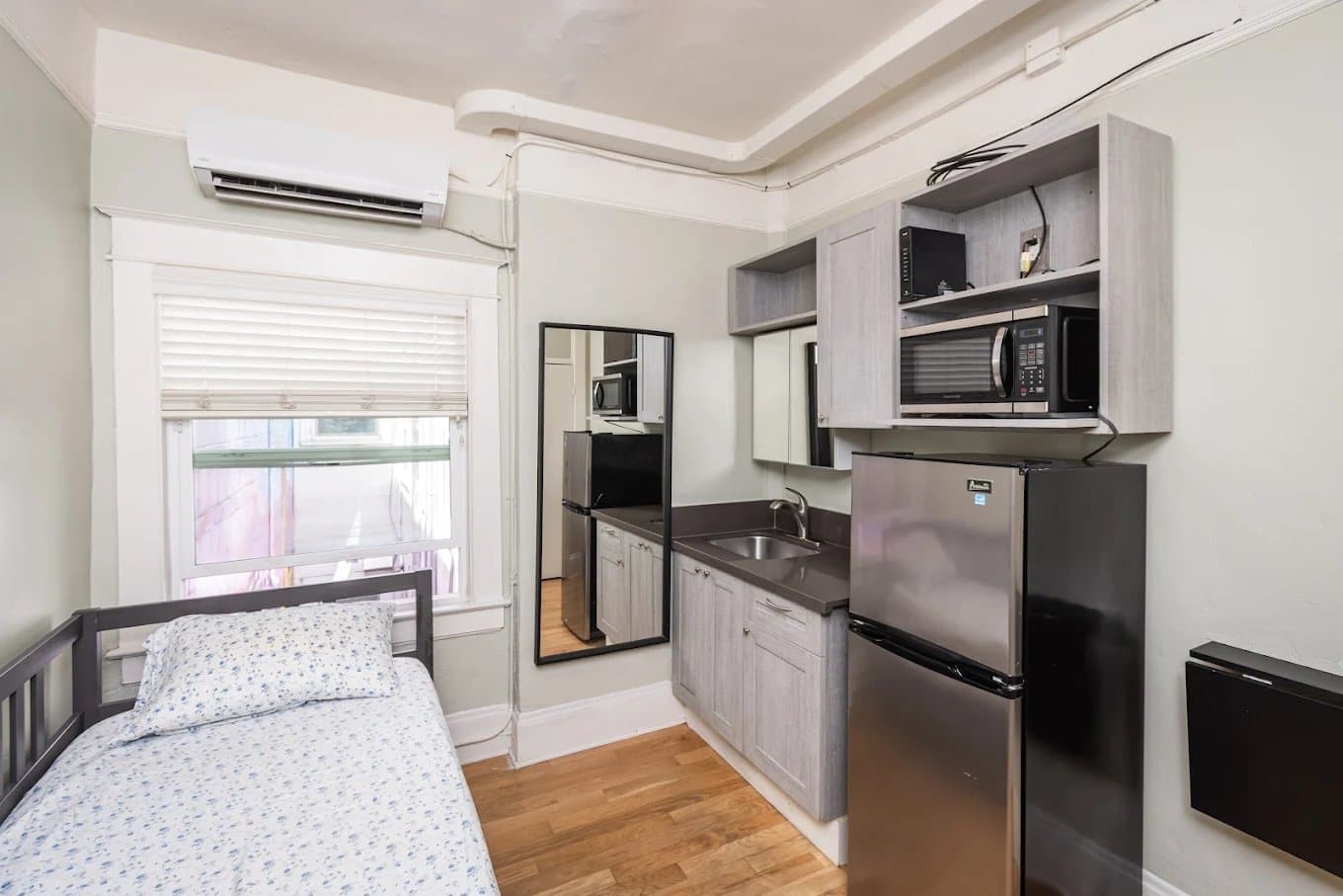 Sacramento Single Room: 1010 10th Street Sacramento