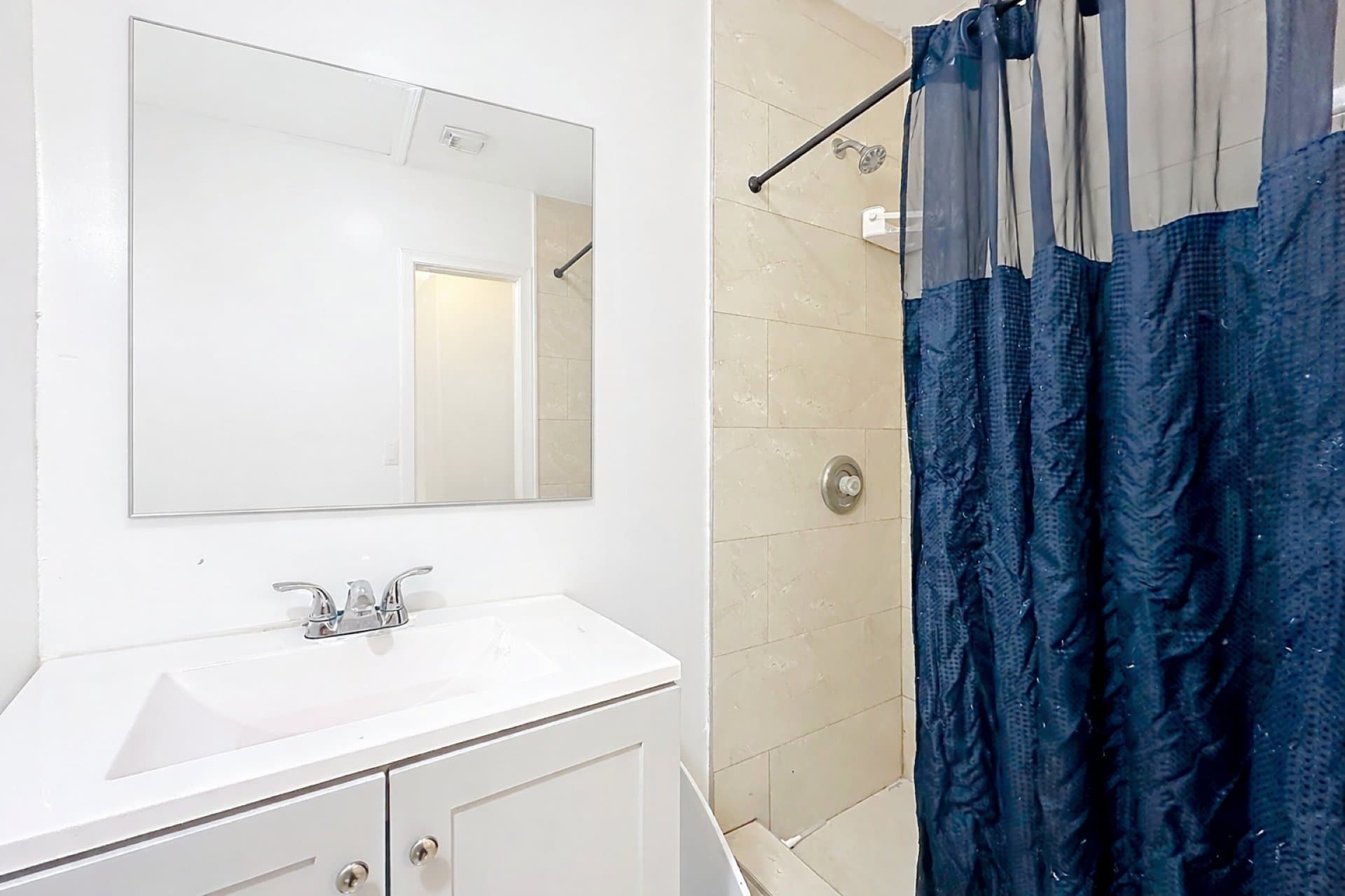Jacksonville Single Room: 842 W 31st St