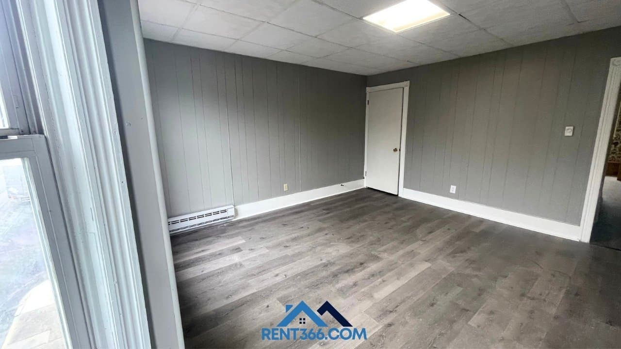 Ashland Condo: 929 Centre St, Ashland, PA