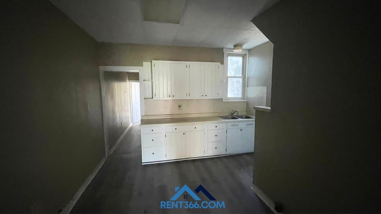 Ashland Condo: 929 Centre St, Ashland, PA