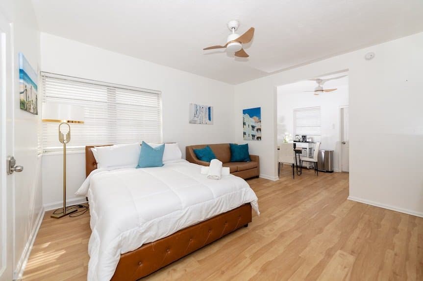 miami beach Apartment: 545 michigan ave