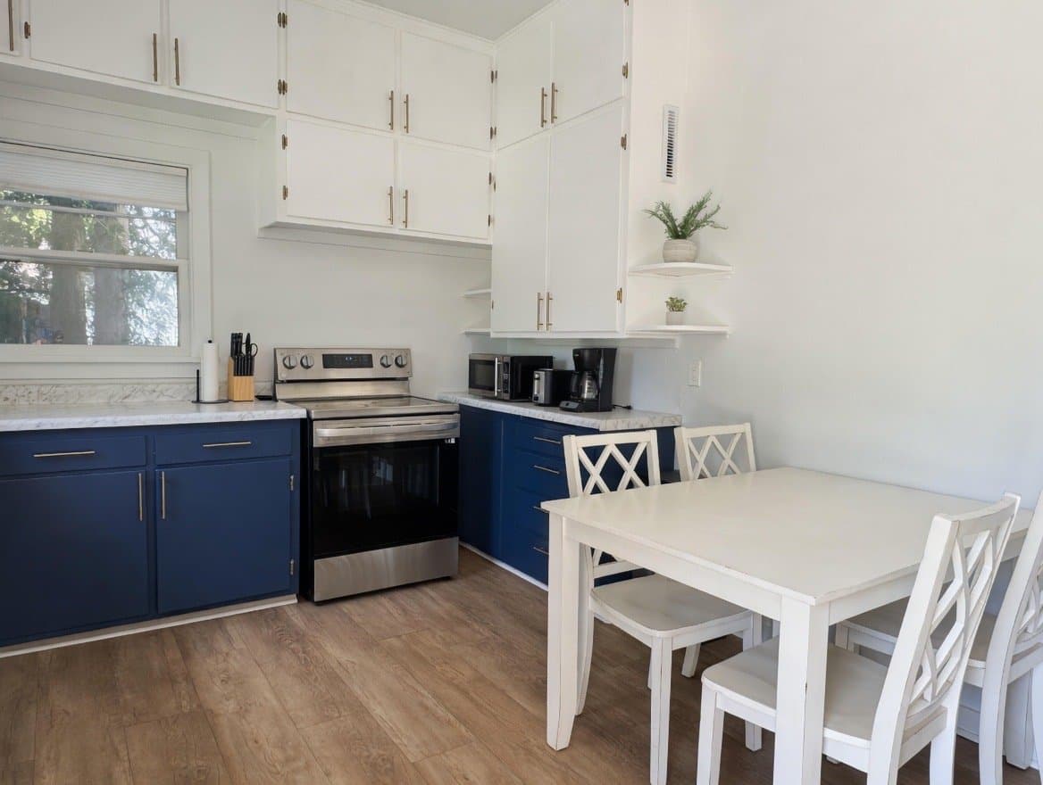 Sturgeon Bay Townhome: 1333 Rhode Island St.