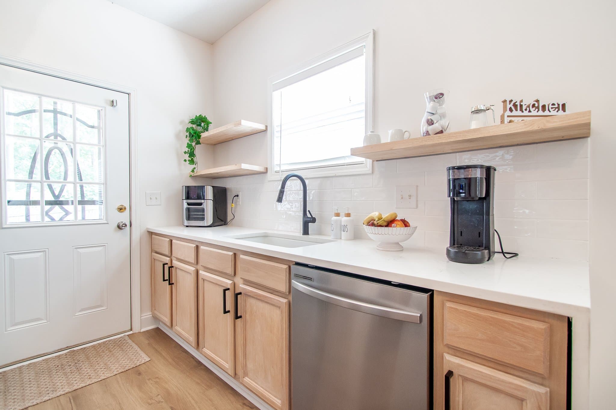 Auburn House: 724 Ellis St