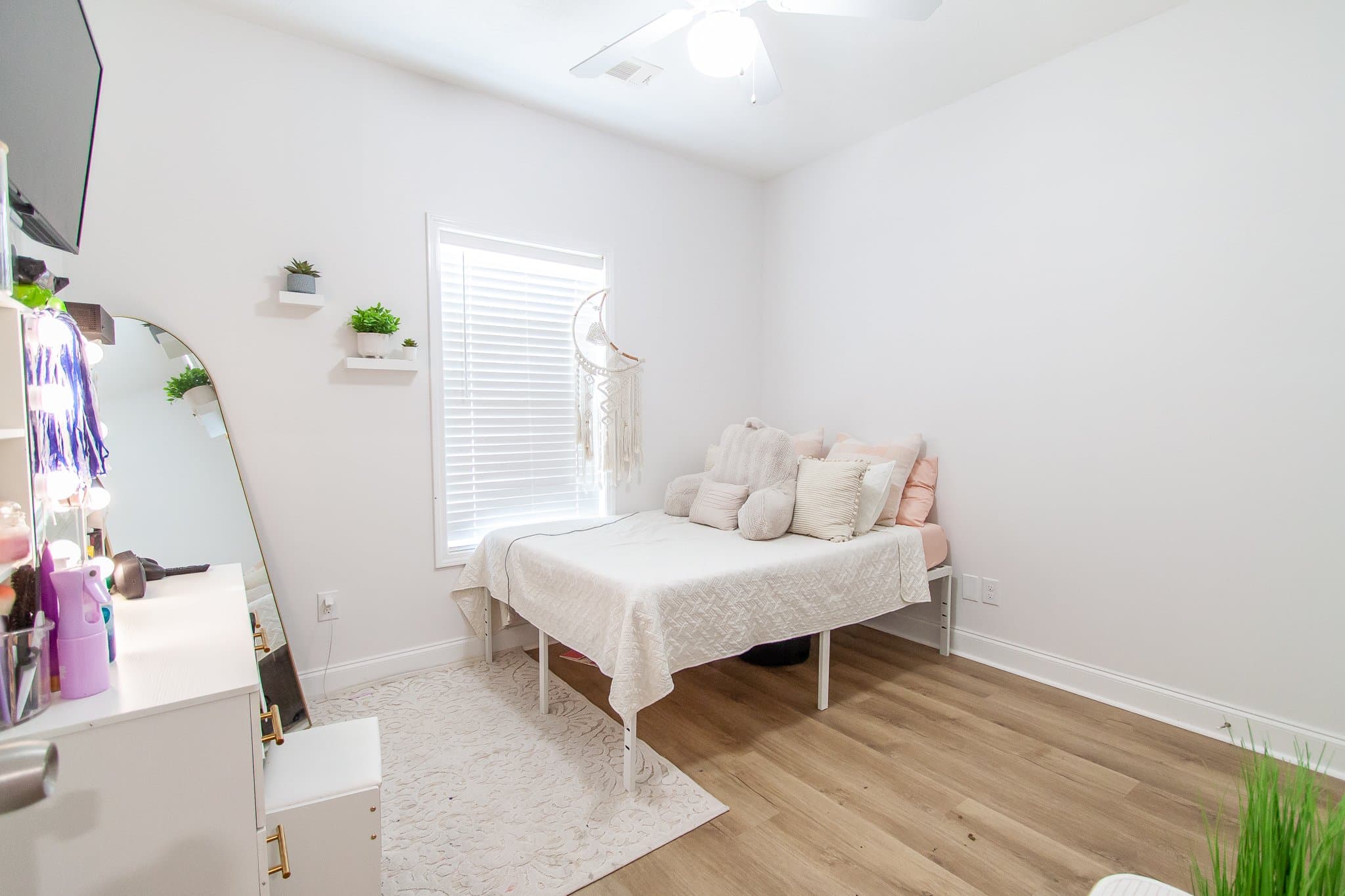 Auburn House: 724 Ellis St