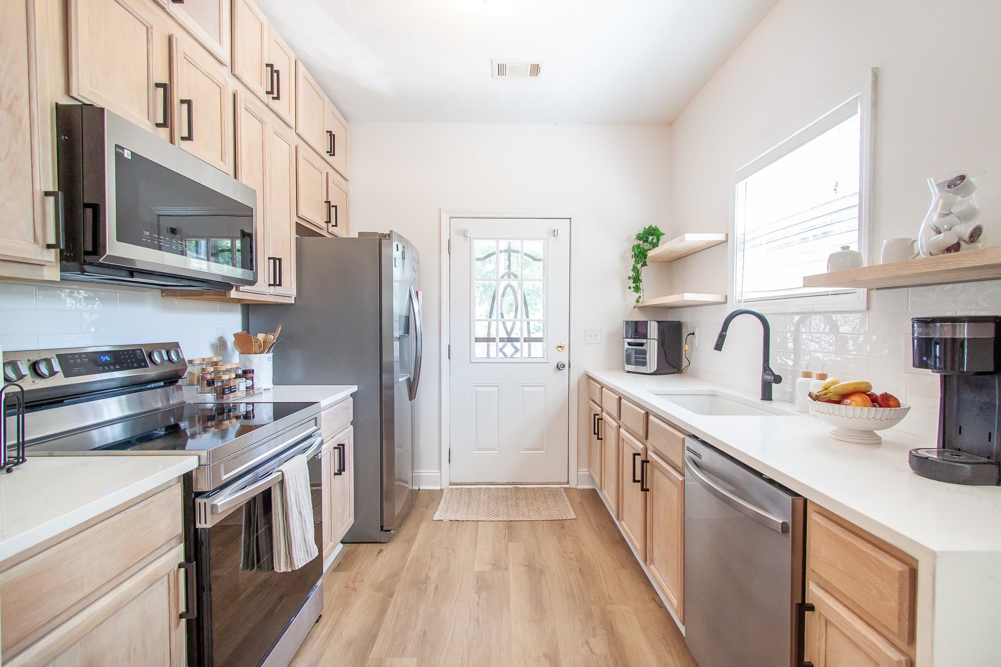 Auburn House: 724 Ellis St