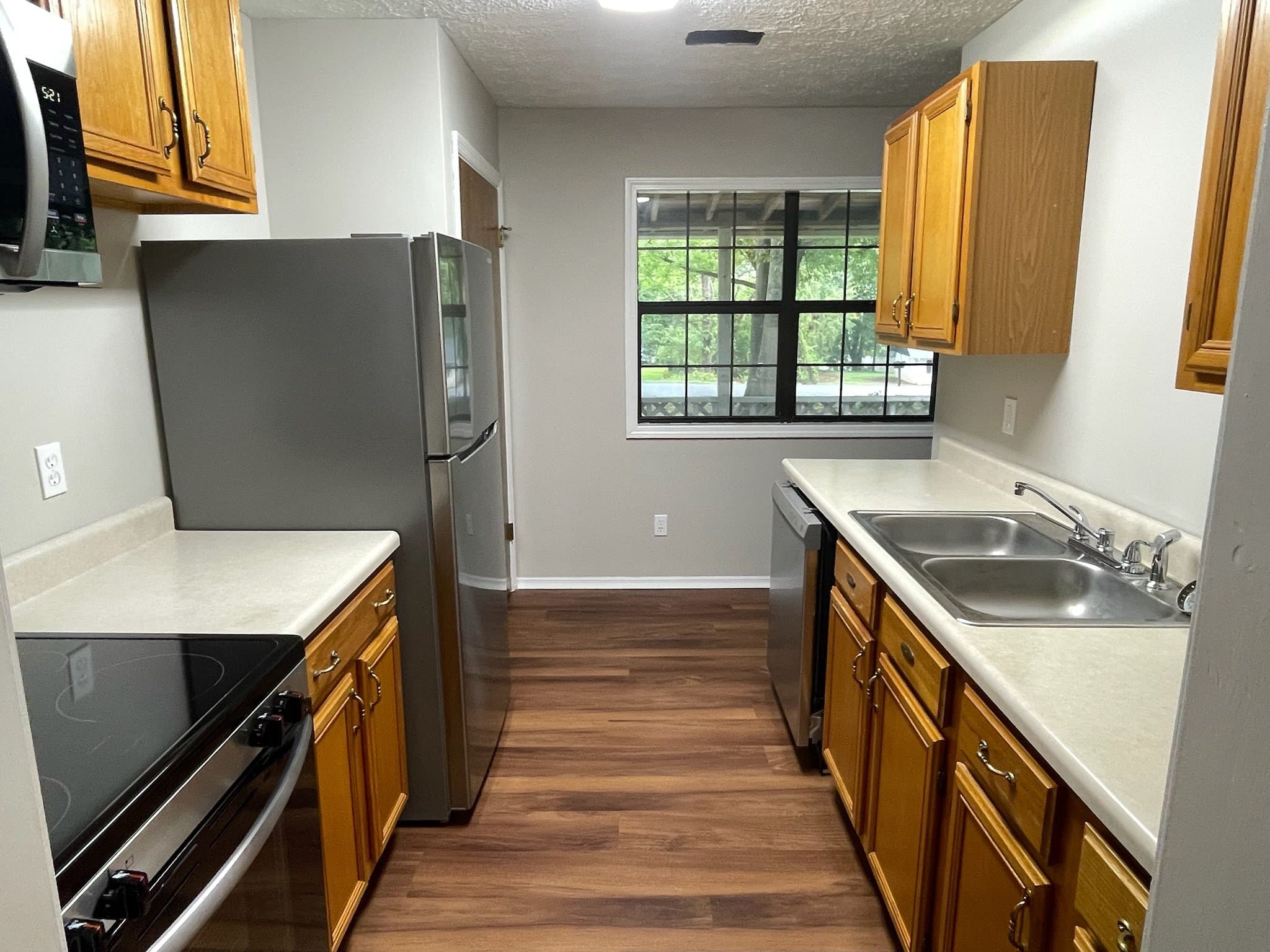 Stockbridge House: 119 Lambert Drive