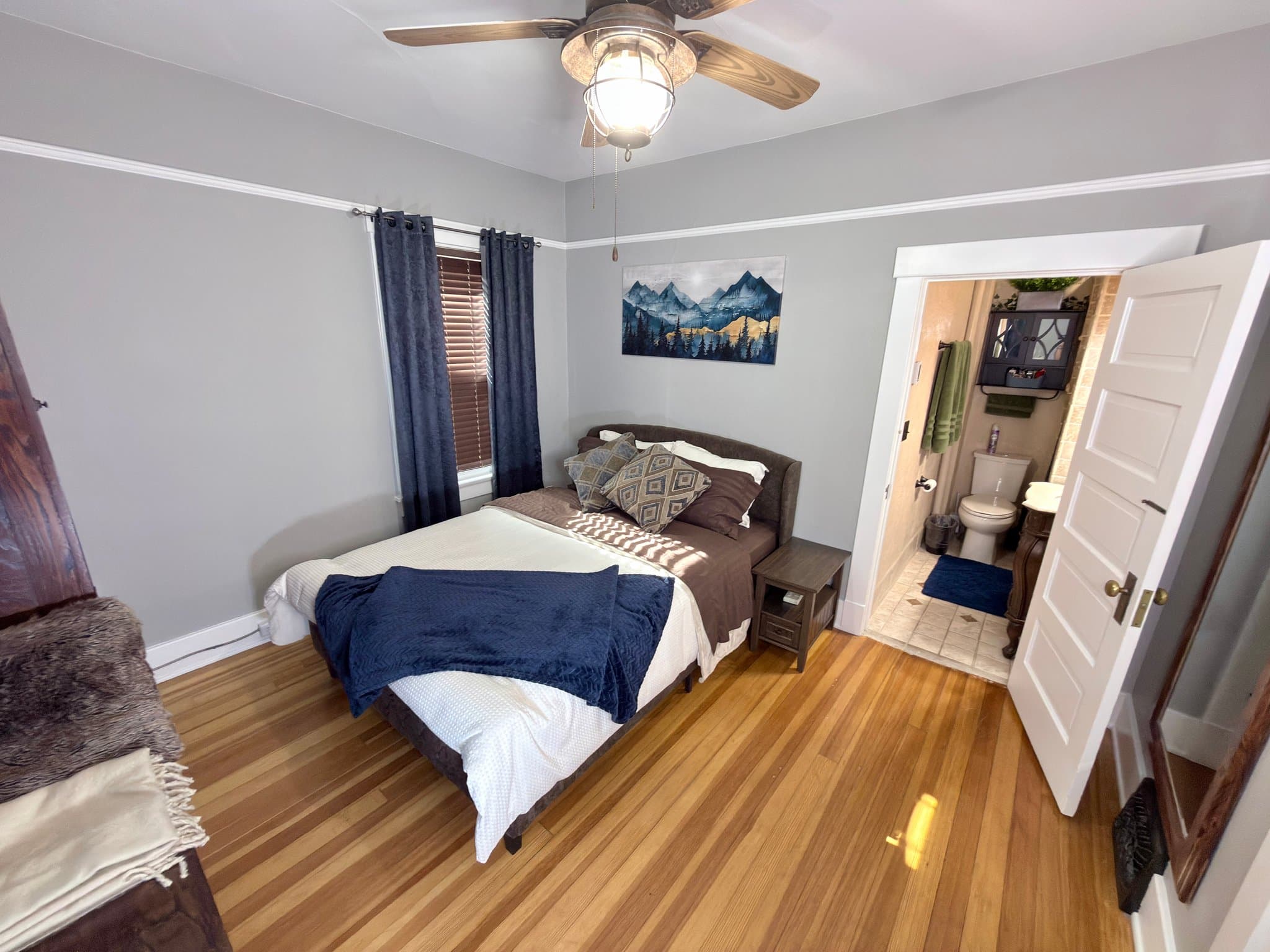 Colorado Springs Other: 1326 E Platte Ave