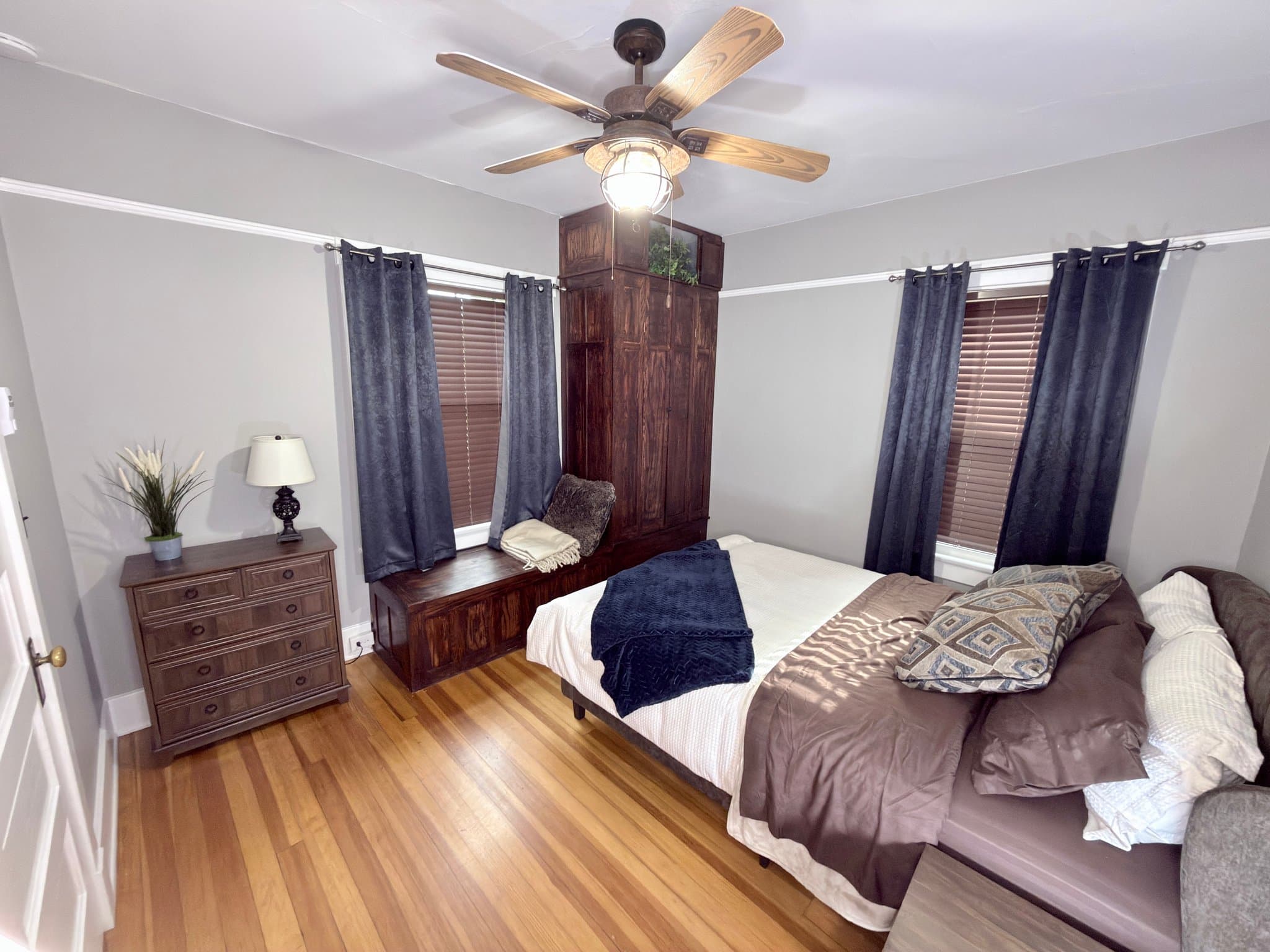 Colorado Springs Other: 1326 E Platte Ave