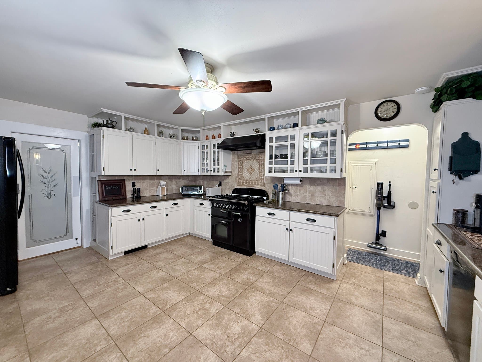Colorado Springs Other: 1326 E Platte Ave