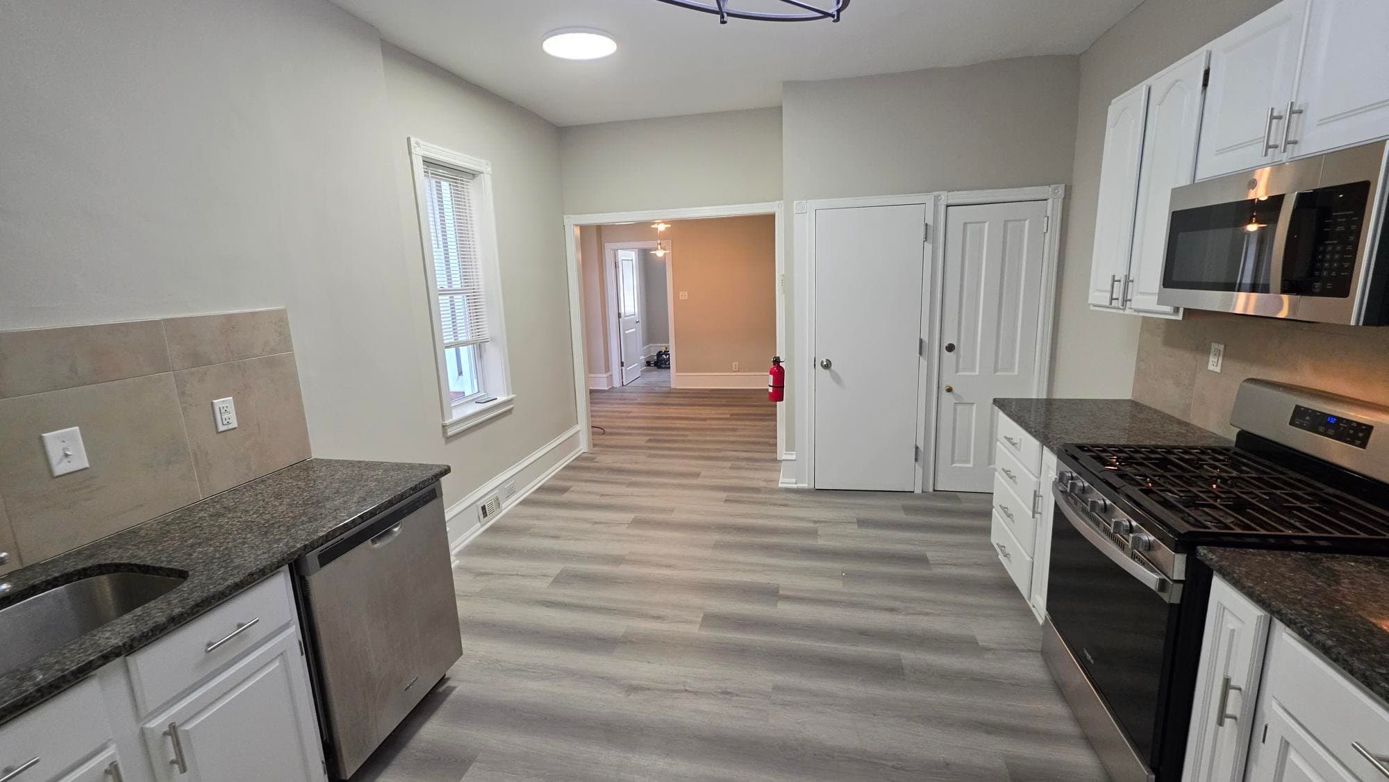 Philadelphia Apartment: 637 N. 32nd St