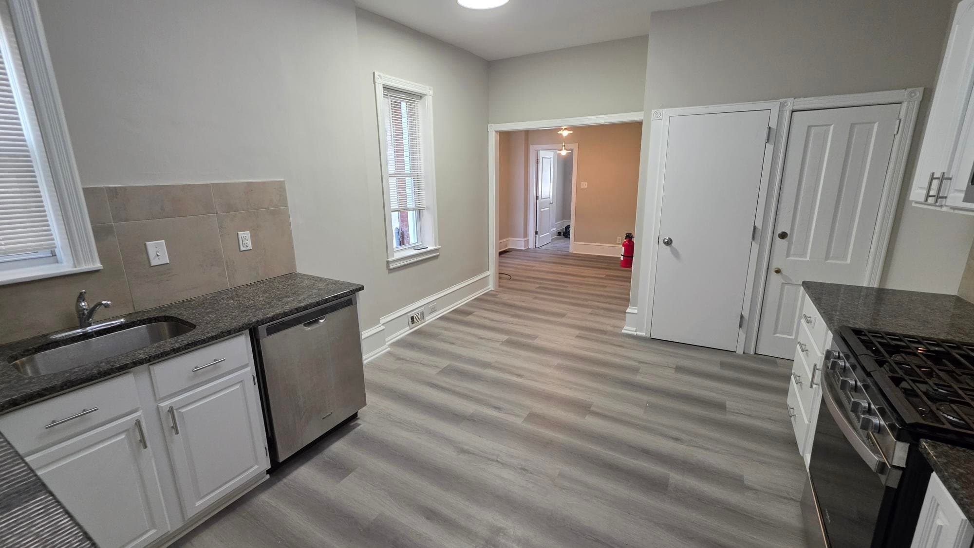 Philadelphia Apartment: 637 N. 32nd St