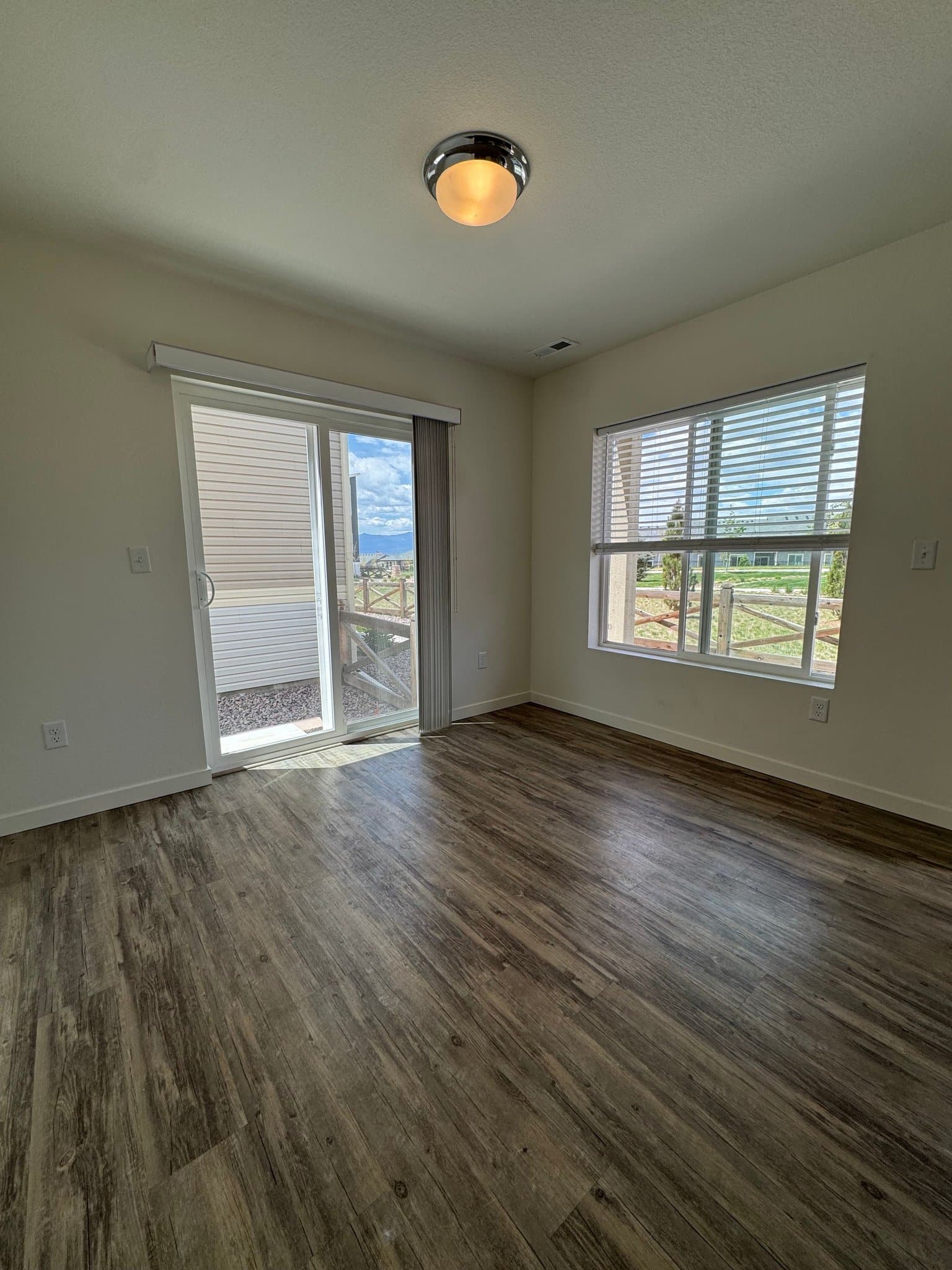 Colorado Springs House: 5836 Thurless Ln