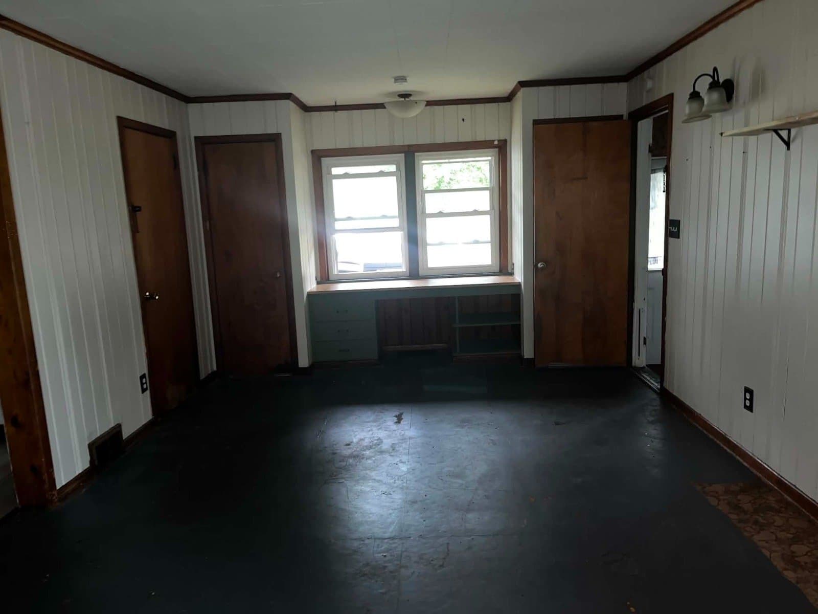 Greenville House: 9 N Diamond Street