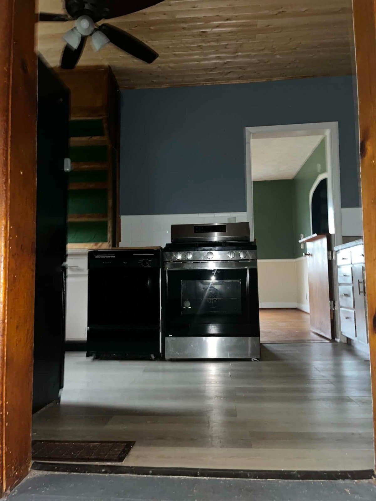 Greenville House: 9 N Diamond Street