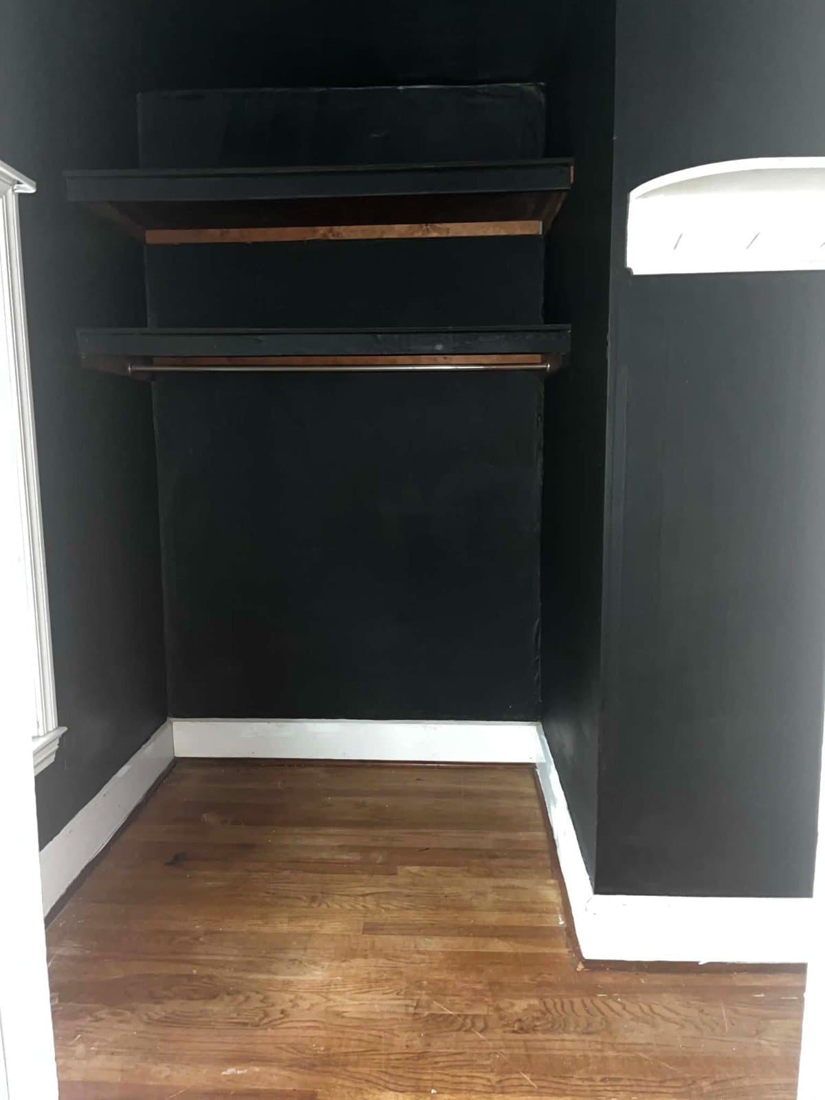 Greenville House: 9 N Diamond Street