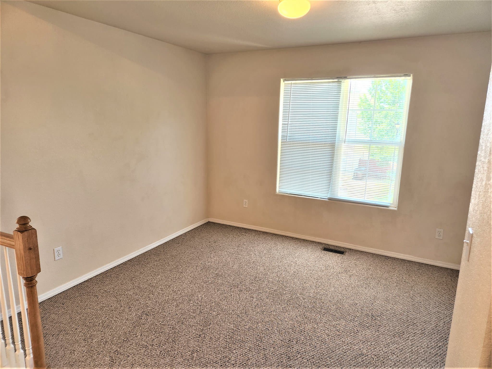 Fountain House: 796 Ridgebury Place
