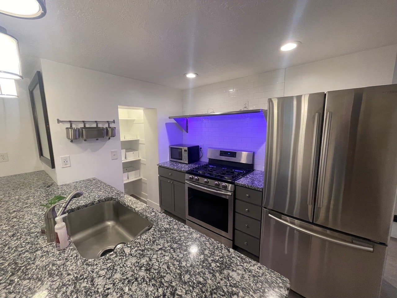 Ogden House: 2356 Tyler Ave