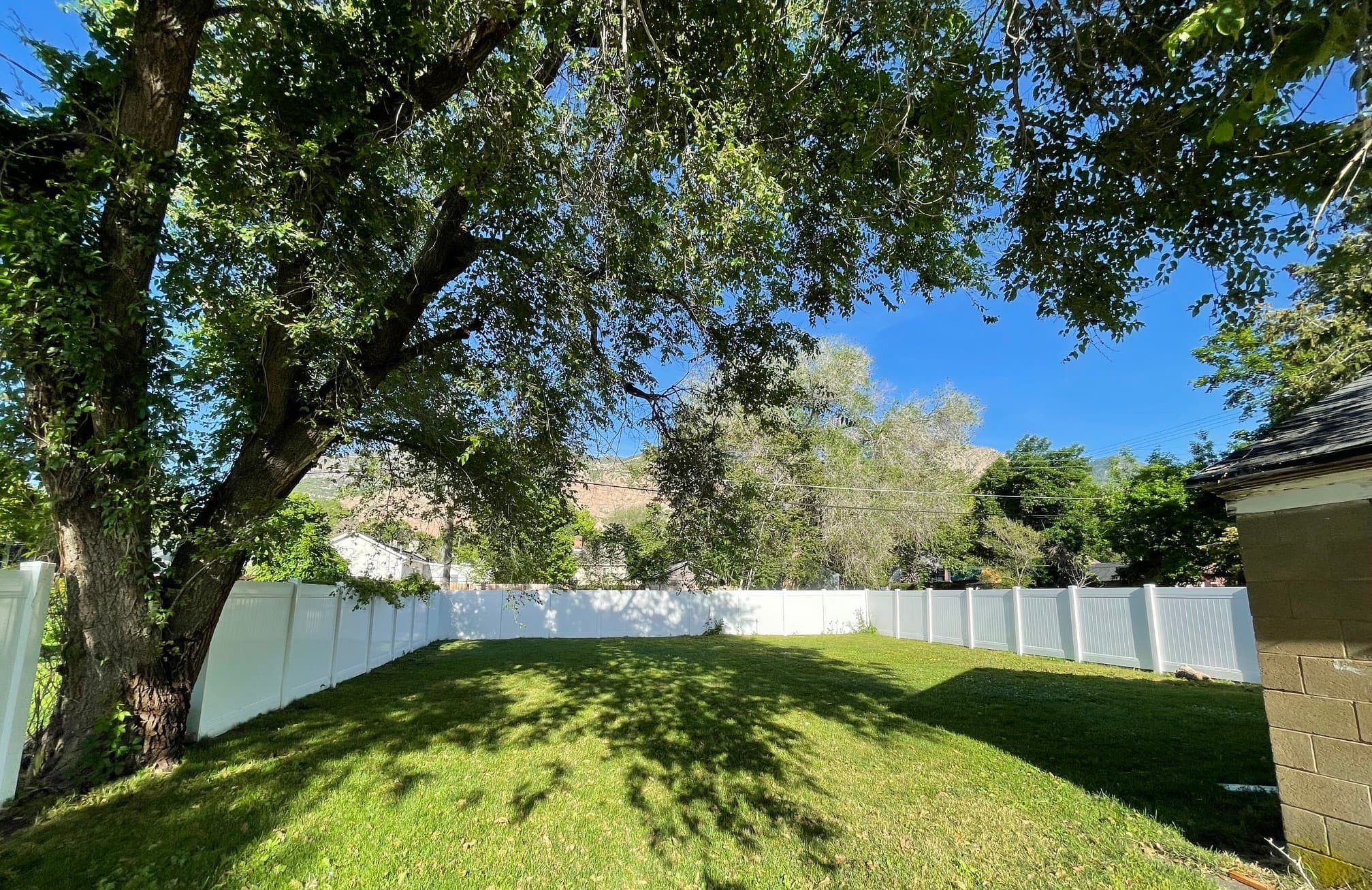 Ogden House: 2356 Tyler Ave