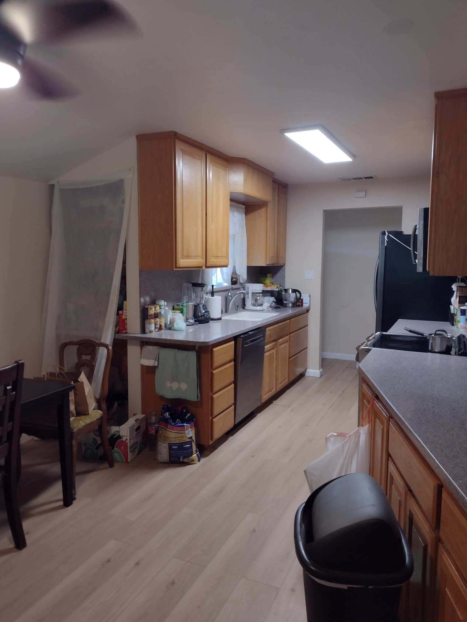 Rancho Cordova Single Room: 10500 Glenview Way