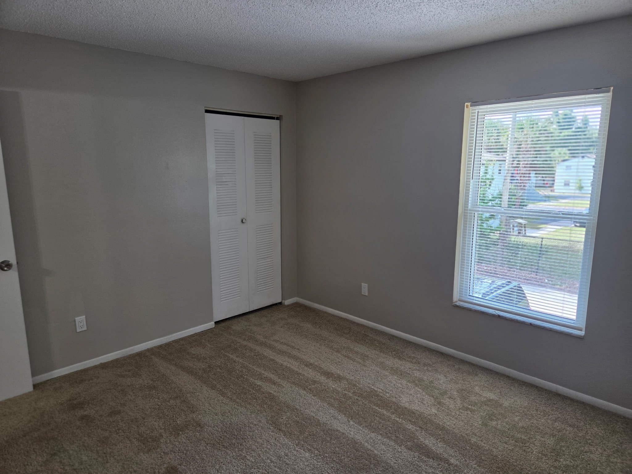 Kissimmee Apartment: 2434 N John Young Pkwy