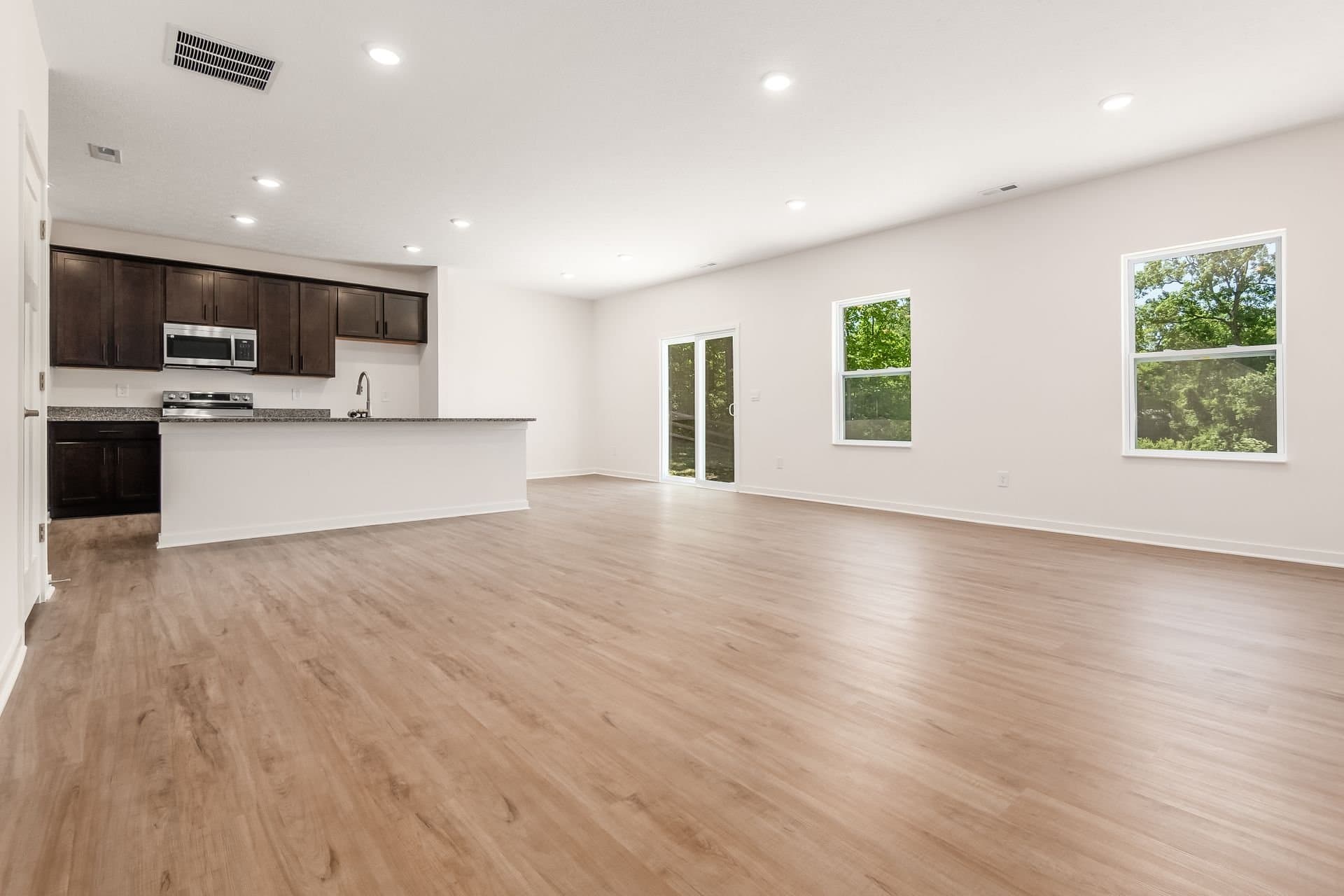Grove City House: 2787 Horsham Dr