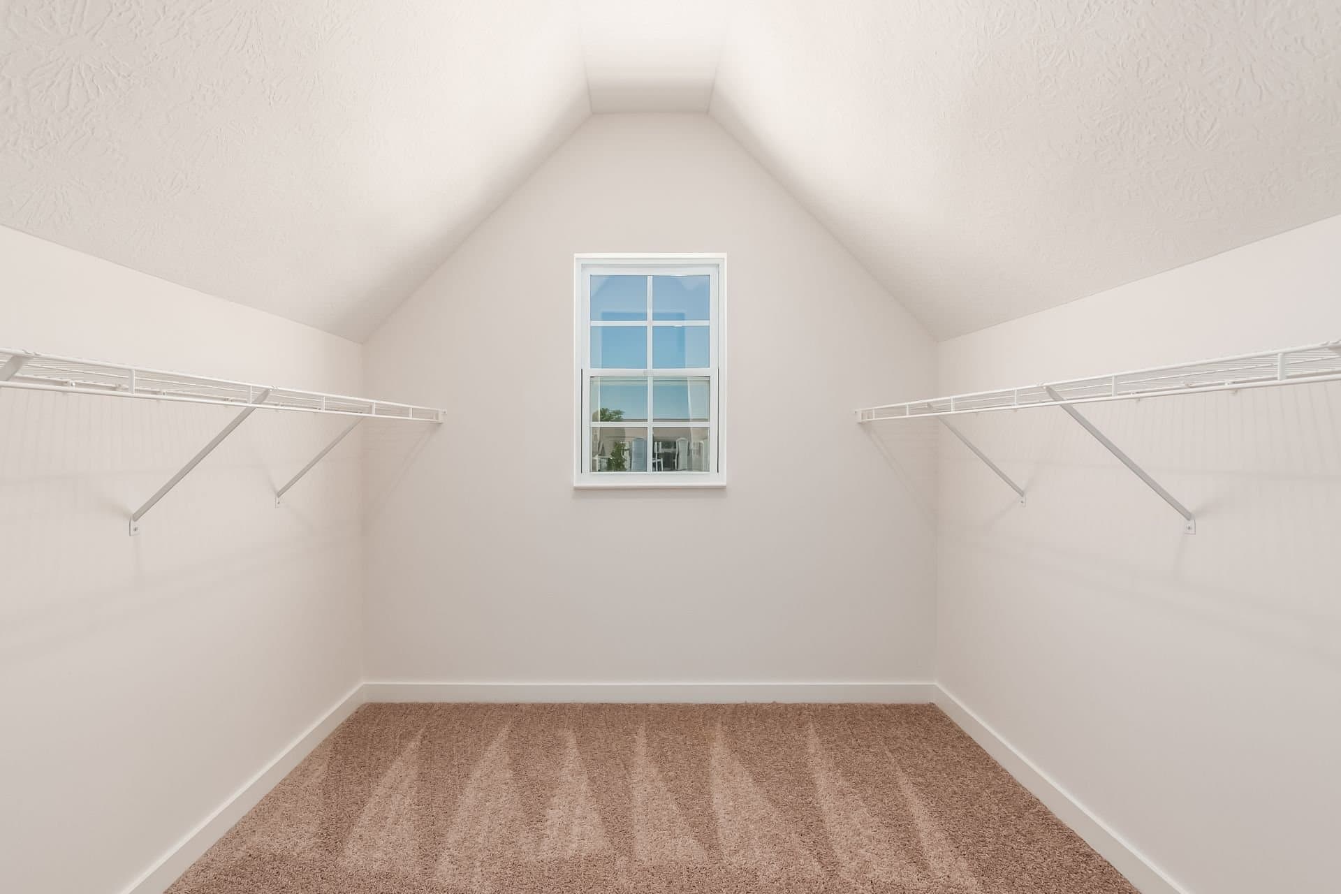 Grove City House: 2787 Horsham Dr