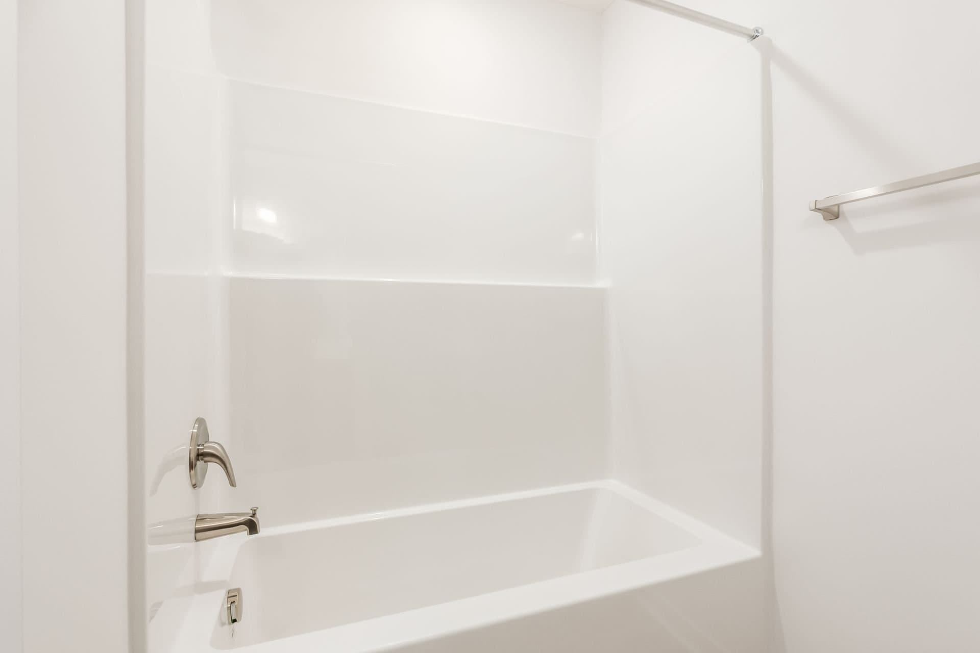 Grove City House: 2787 Horsham Dr