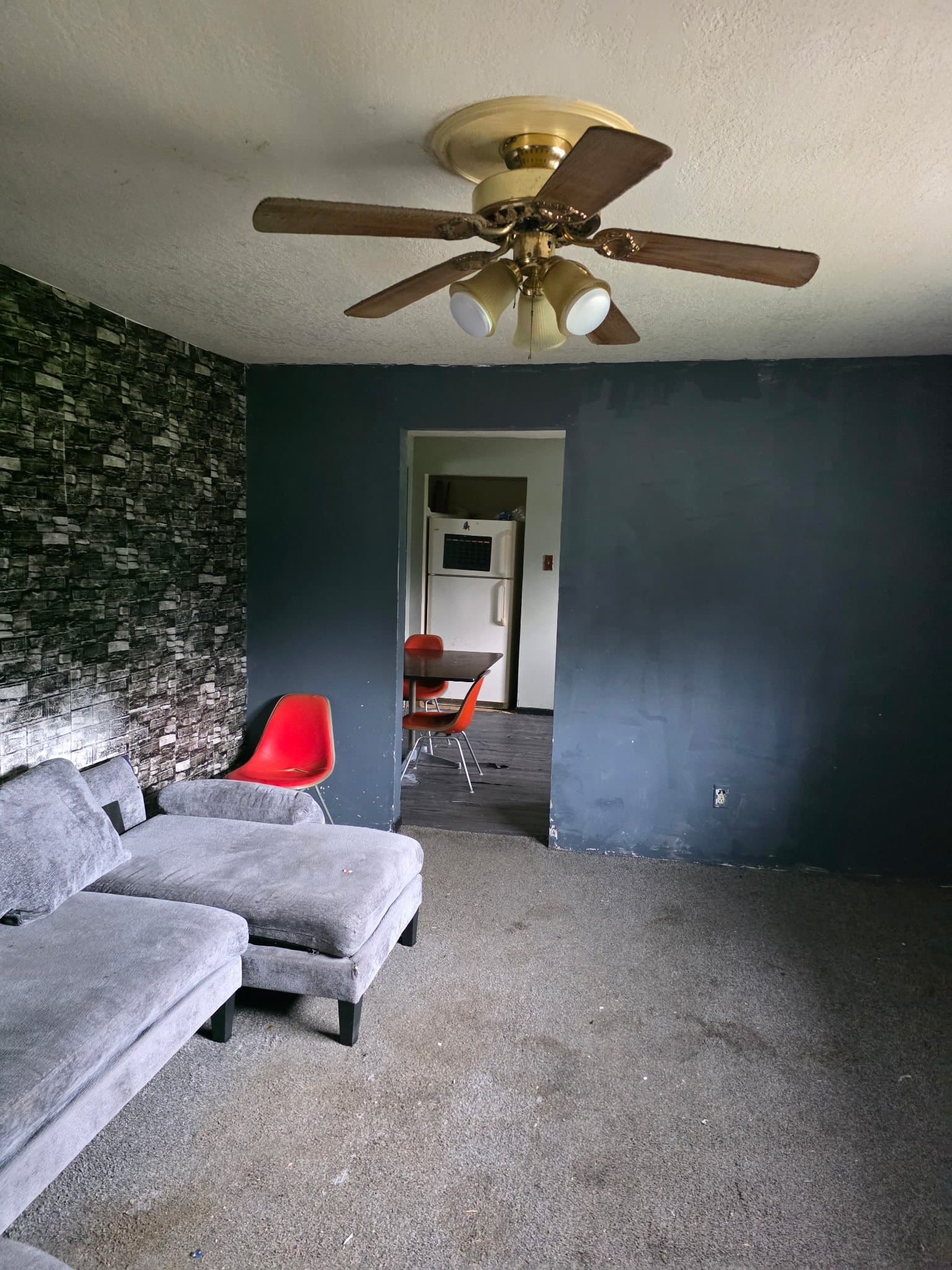 Decatur House: 132 N 23rd Place