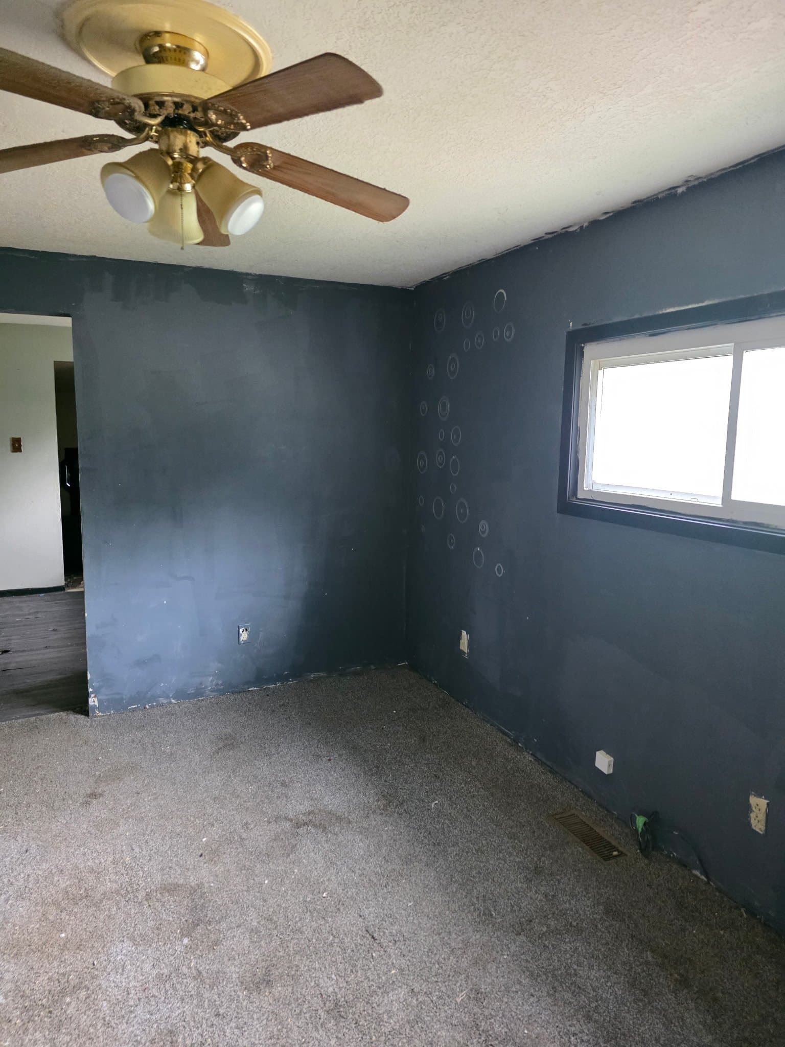 Decatur House: 132 N 23rd Place