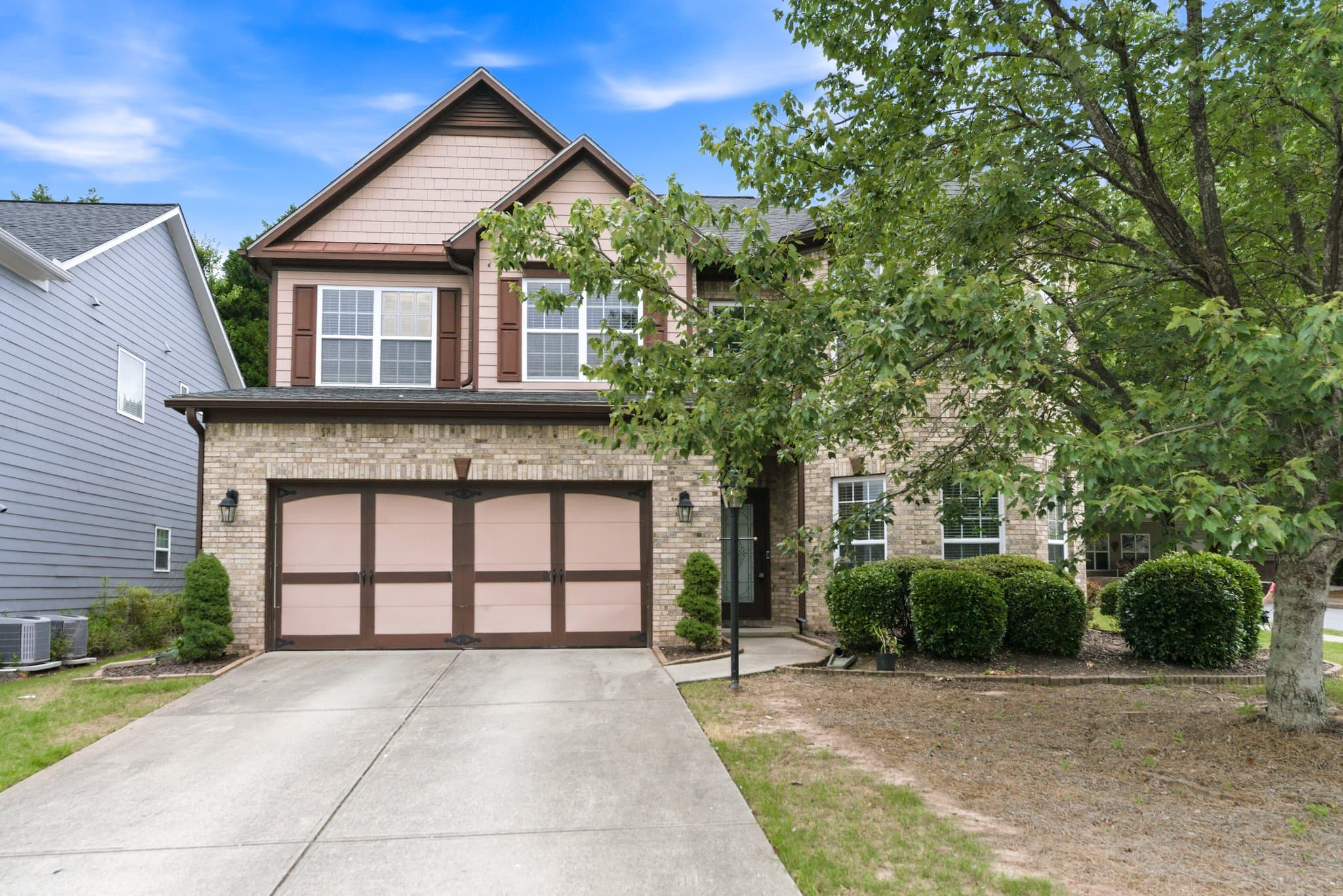 Cumming House: 3210 Warbler Way