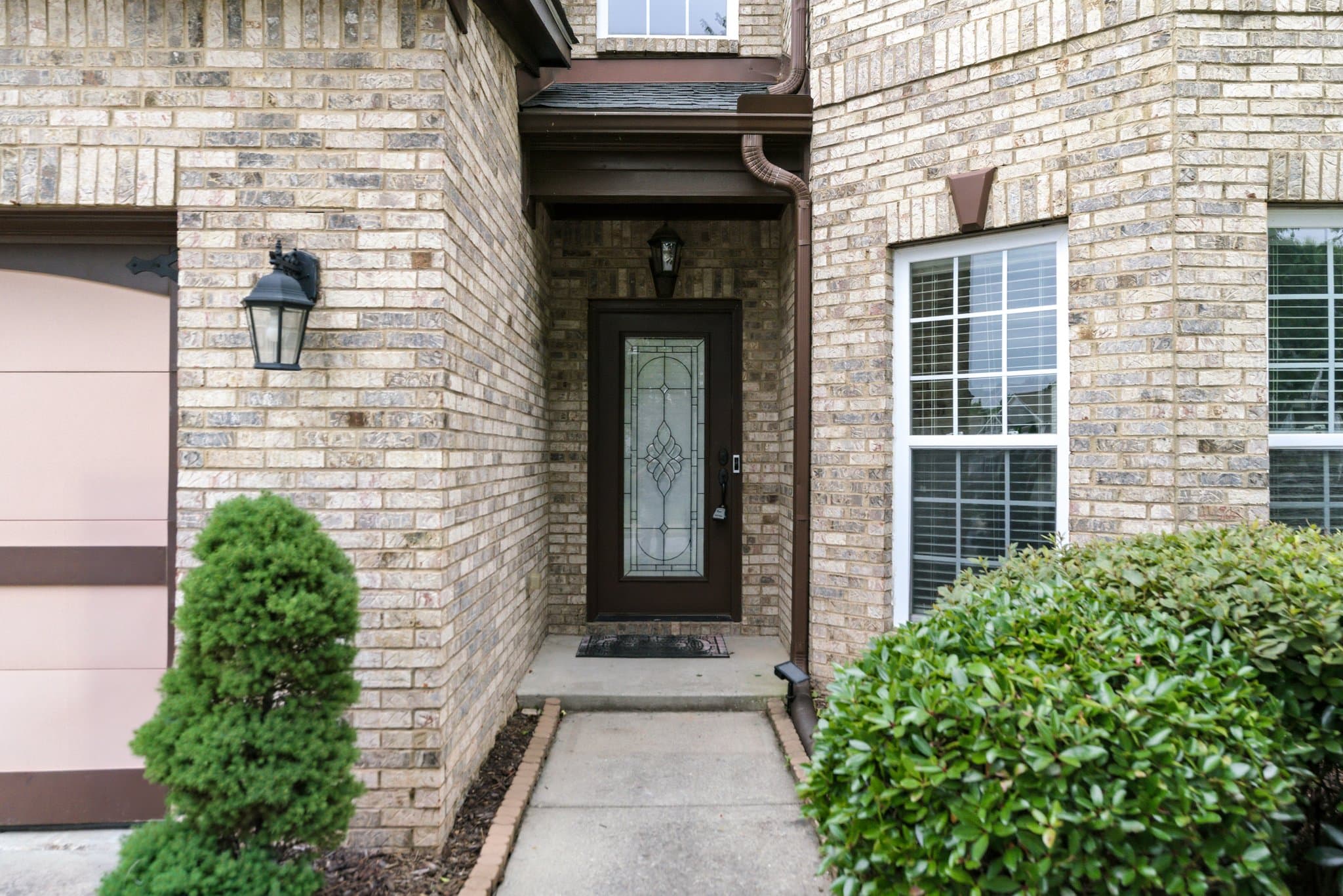 Cumming House: 3210 Warbler Way