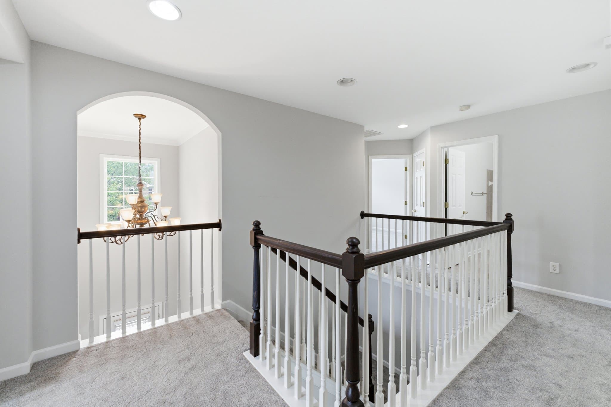 Cumming House: 3210 Warbler Way
