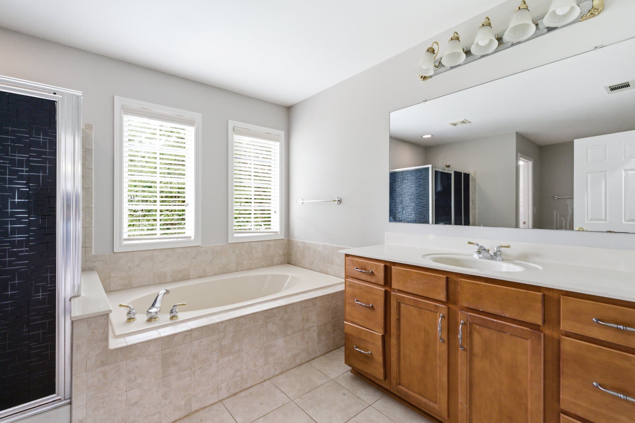 Cumming House: 3210 Warbler Way