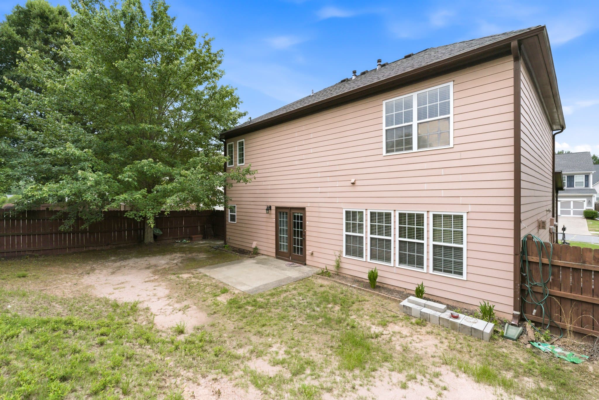 Cumming House: 3210 Warbler Way