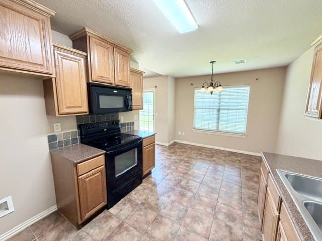 Fayetteville House: 3791 W Mahogany Dr