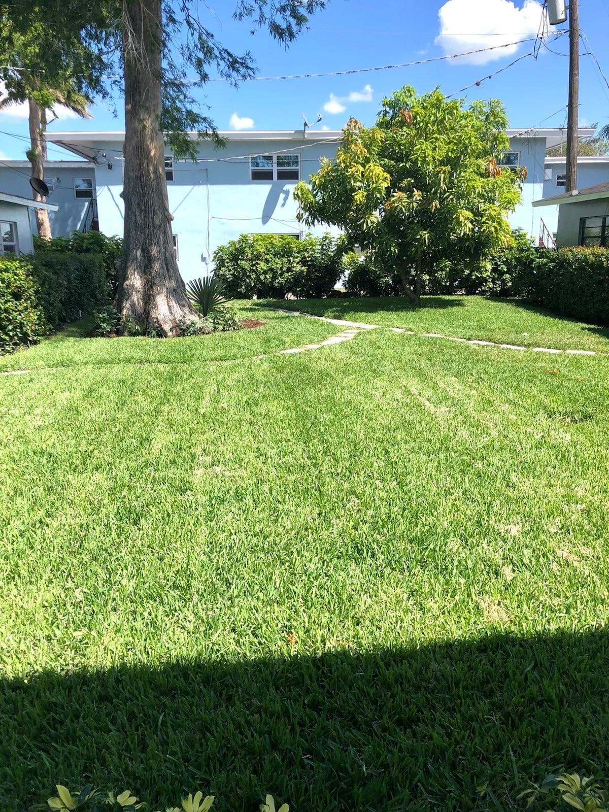 Canal Point Apartment: 37280 Okeechobee Ave