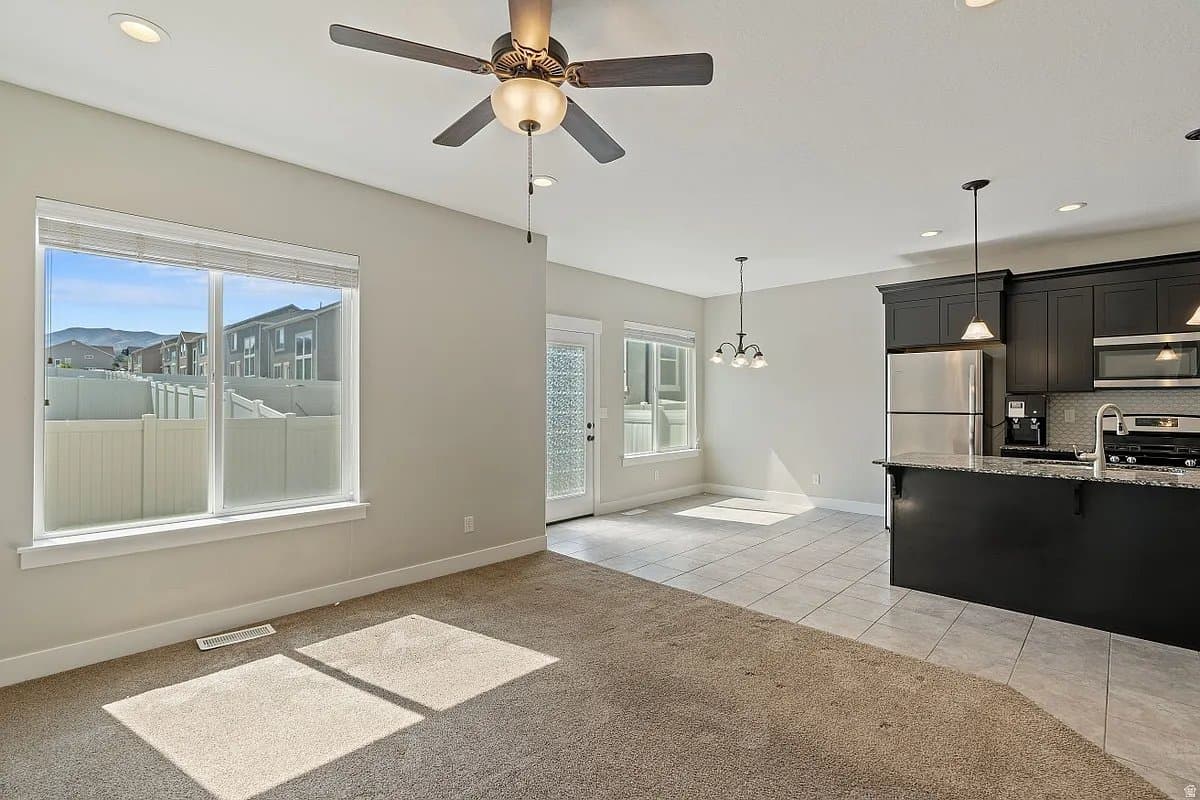 Lehi Single Room: 1721 n 3870 w