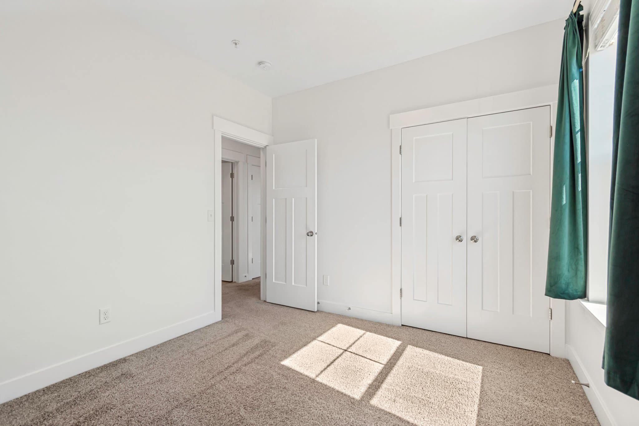 Herriman Condo: 12992 S Tortola Drive,