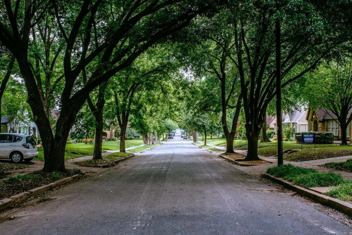 Dallas Apartment: 5201 Amesbury Drive