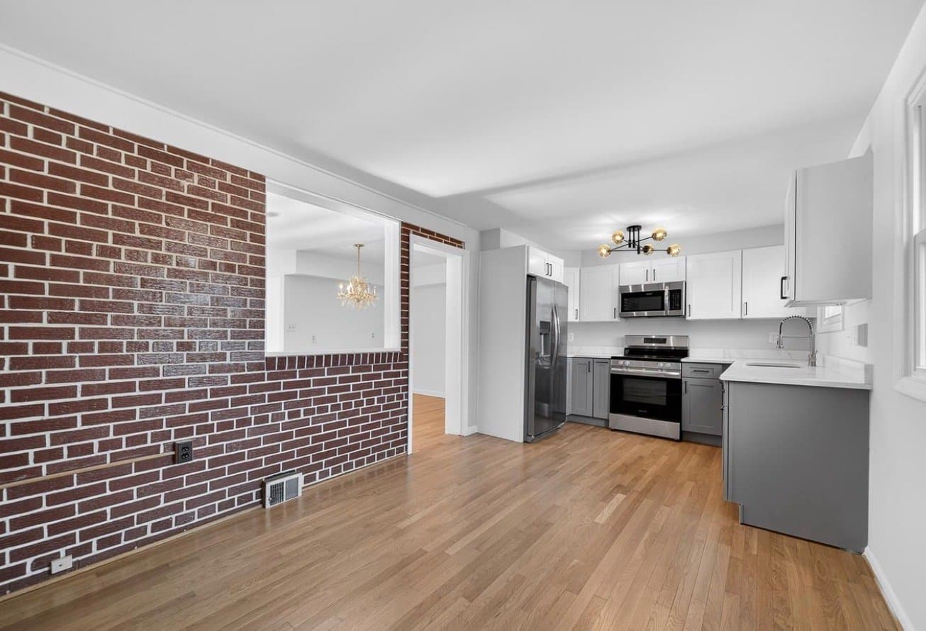 Washington House: 3108 P St SE