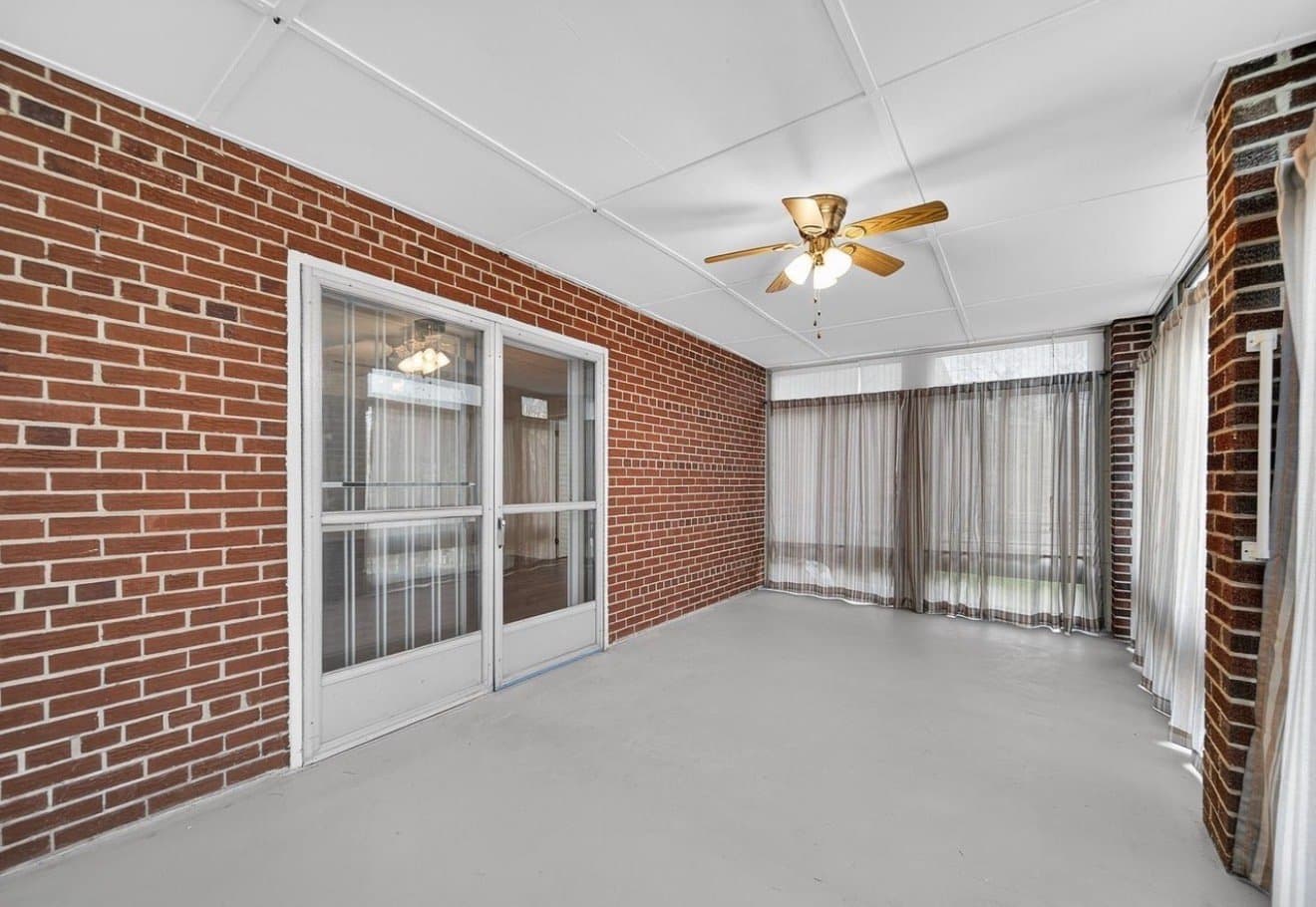 Washington House: 3108 P St SE