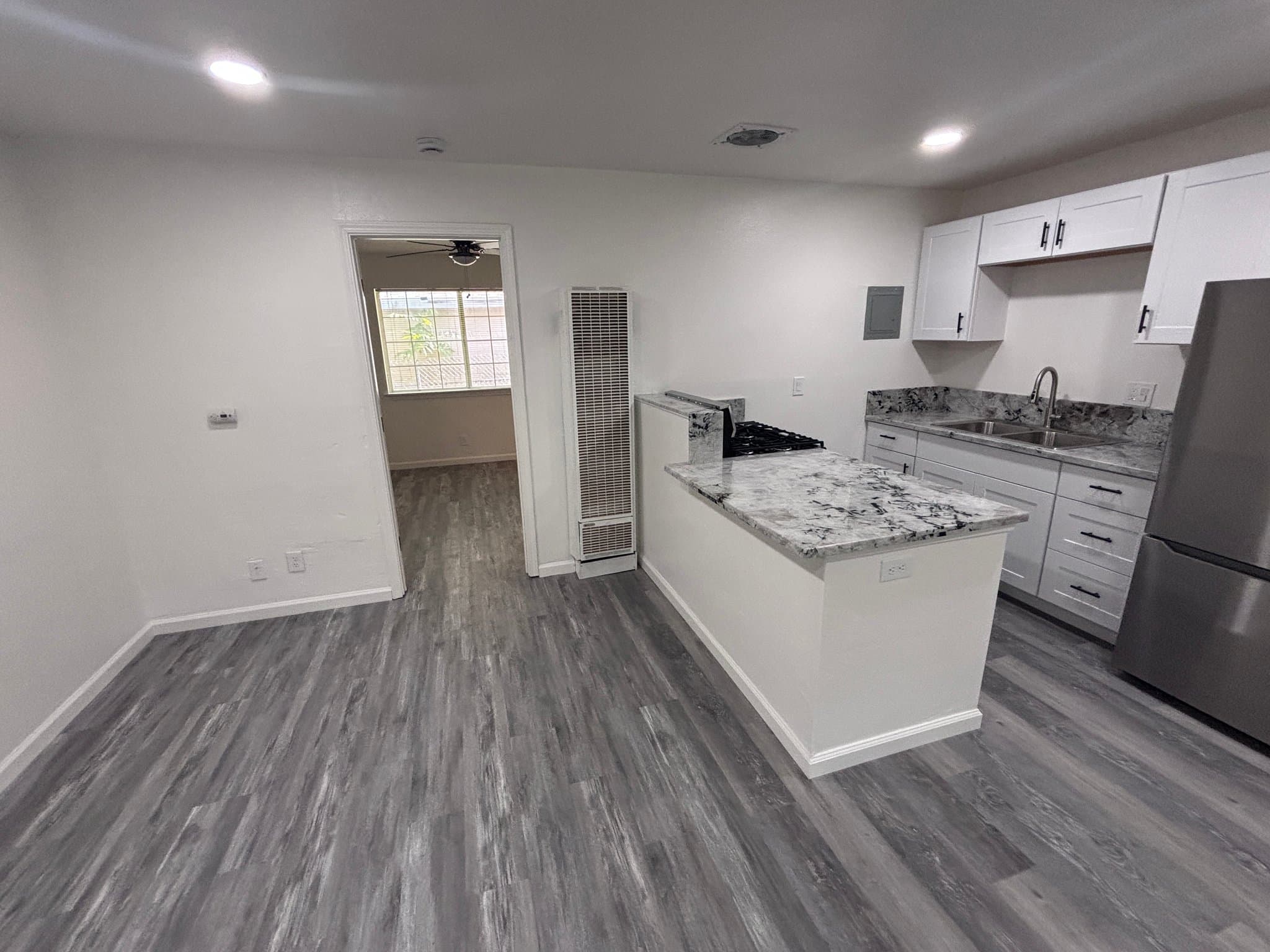 Sacramento Apartment: 2720 Forrest St.